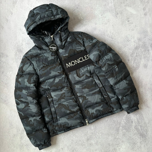 Moncler Aiton Puffer Jacket - Size 2