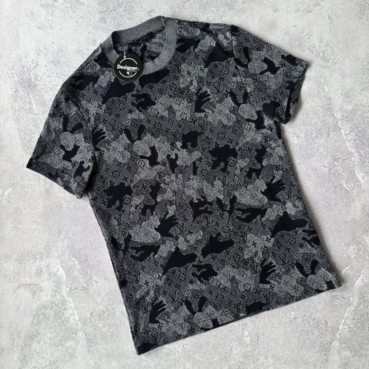 Louis Vuitton T-Shirt - Small