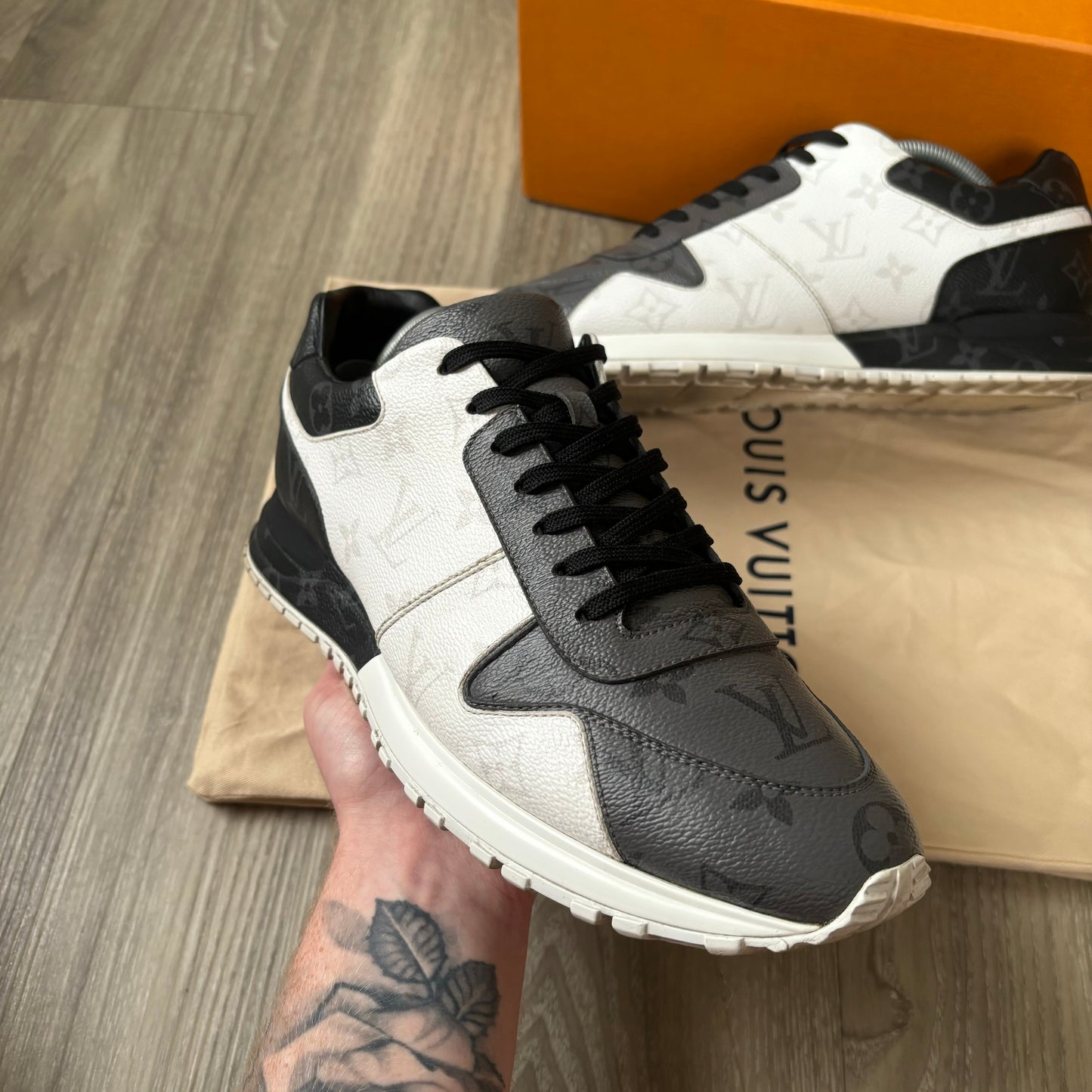 Louis Vuitton Runaway Trainers UK 9.5