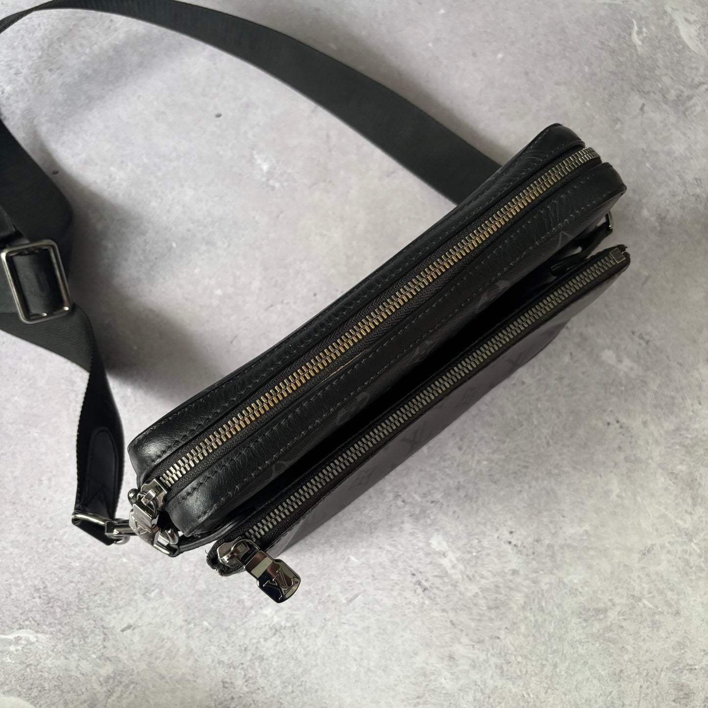 Louis Vuitton Trio Messenger Bag