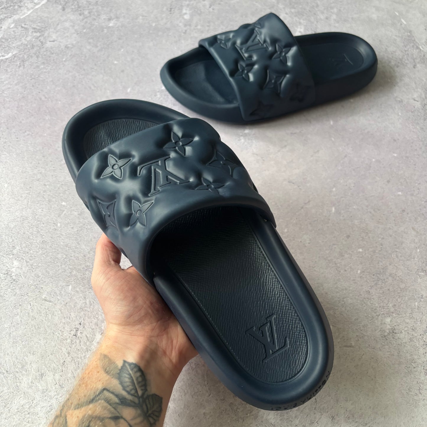 Louis Vuitton Waterfront Mule Sliders - Fits 8