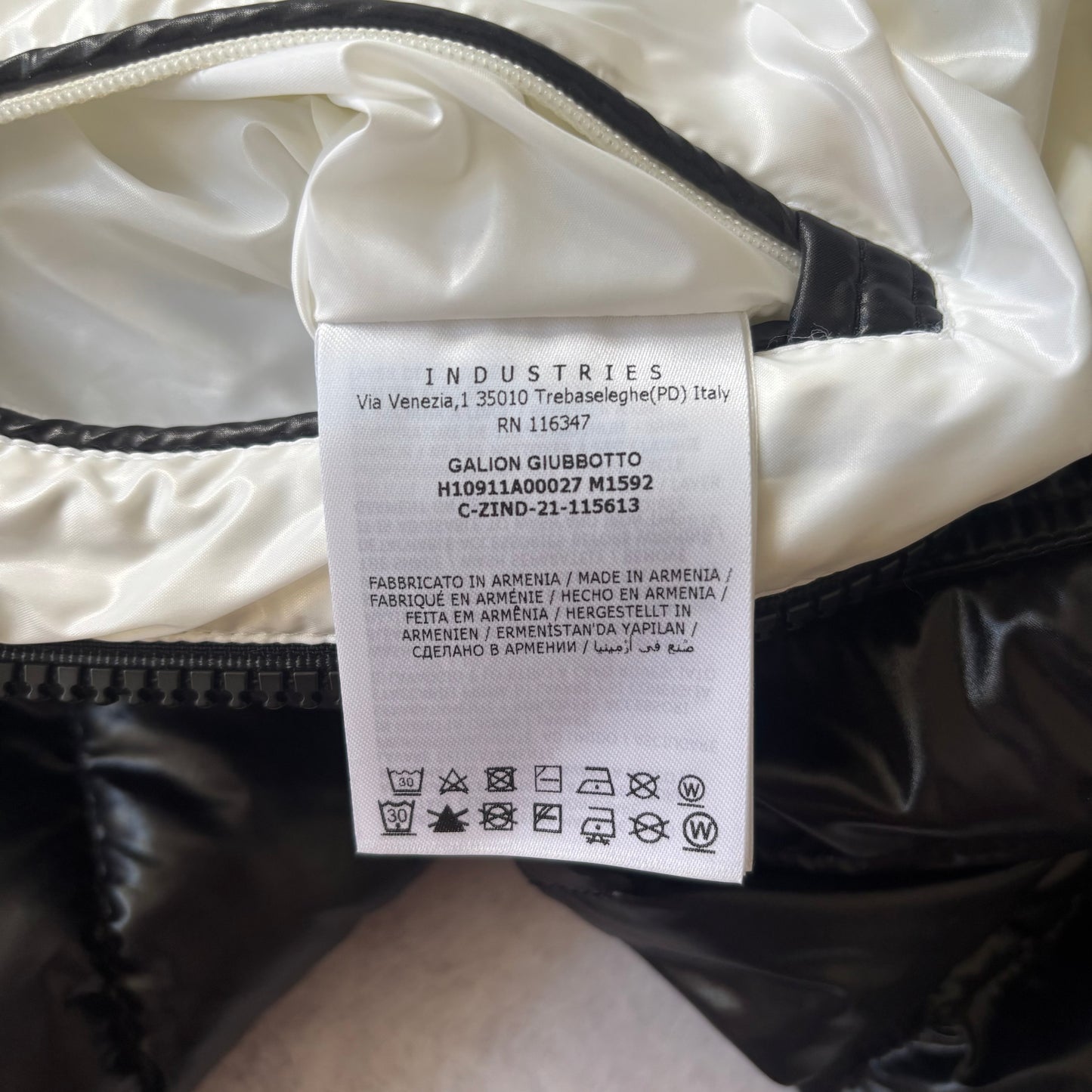 Moncler Galion Puffer Jacket - Size 2