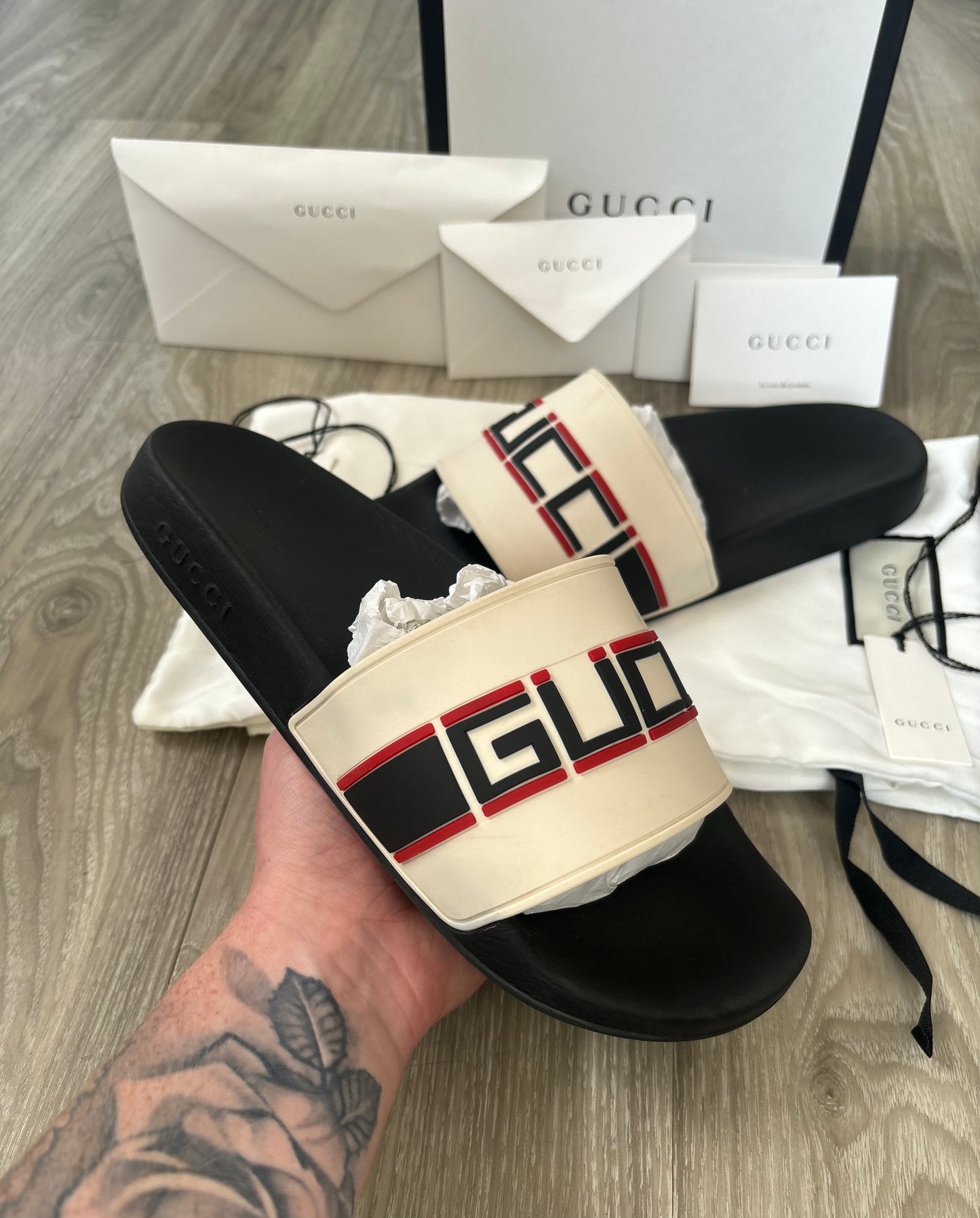 Gucci Sliders UK 8