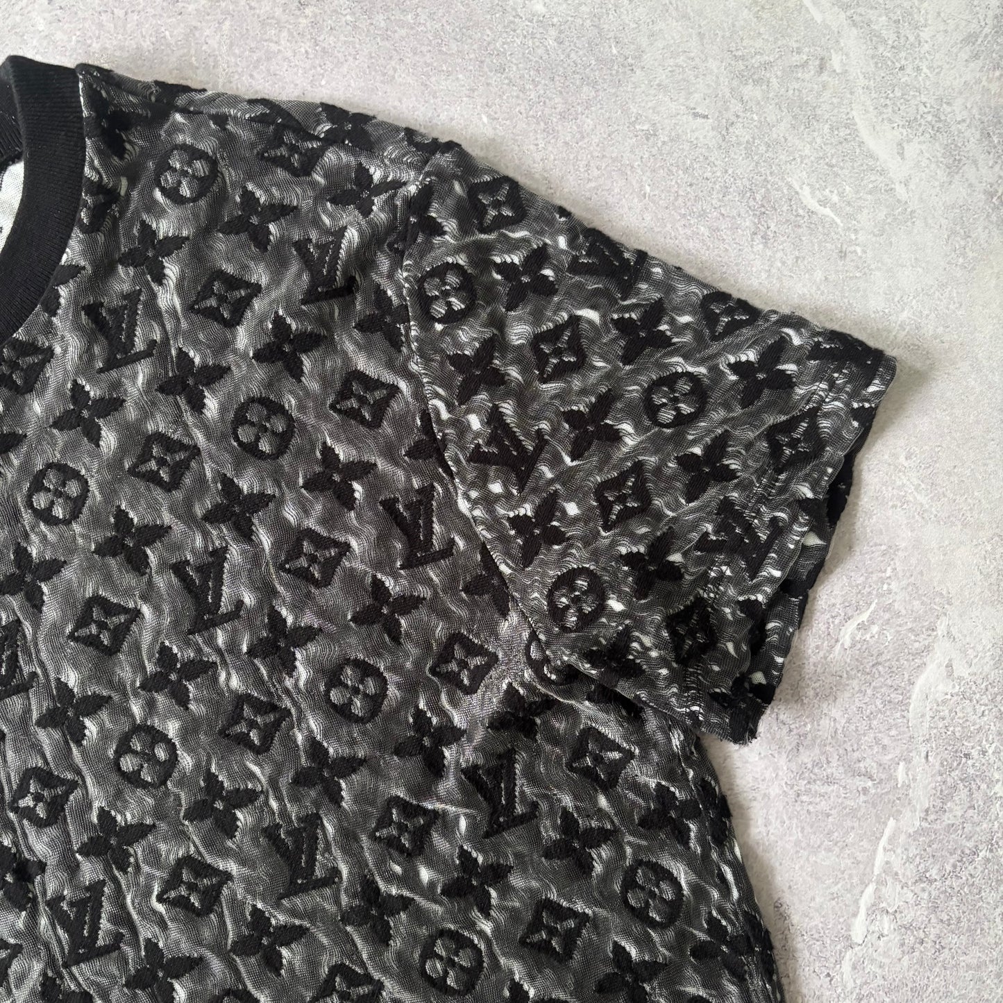 Louis Vuitton T-Shirt - Large