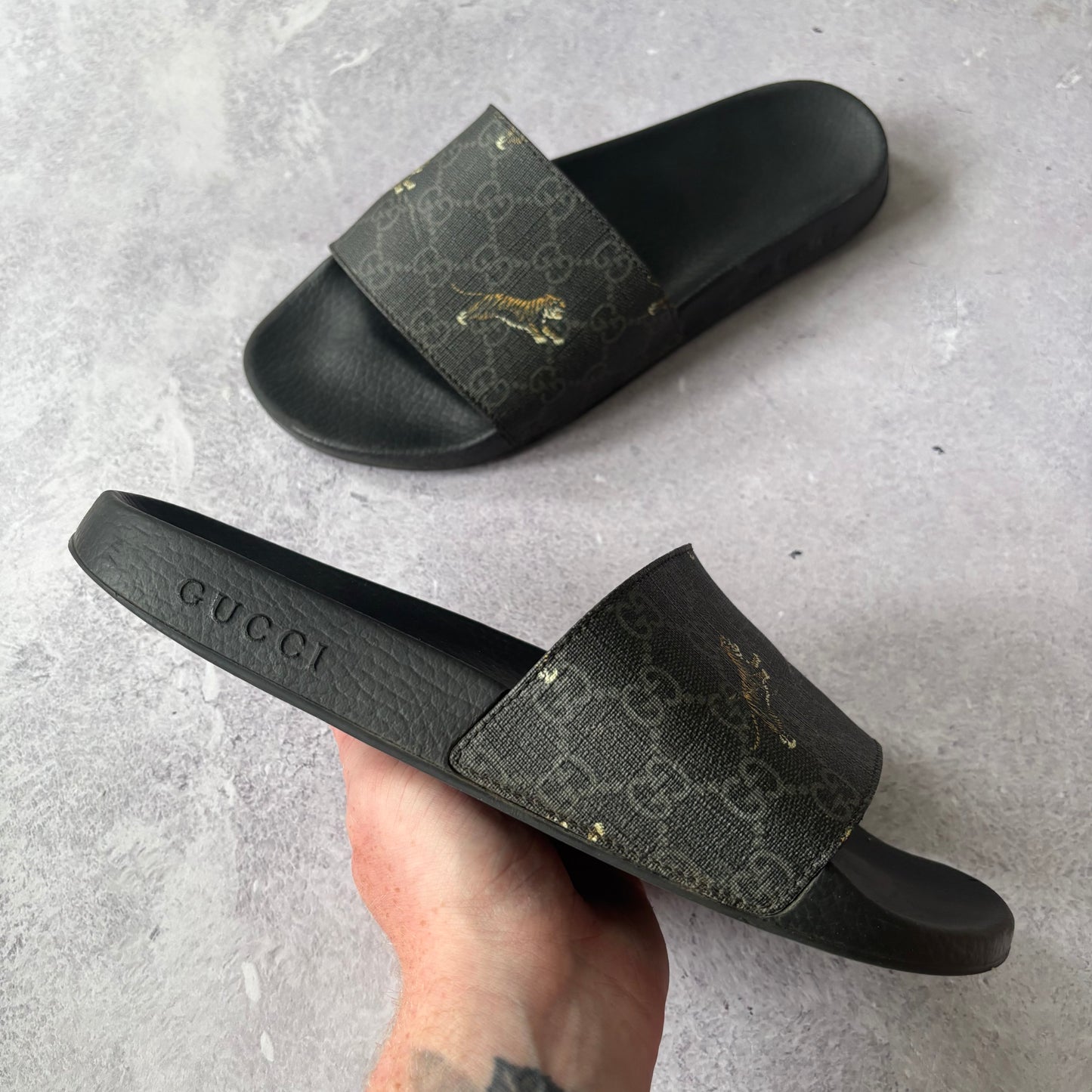 Gucci Sliders - UK 10