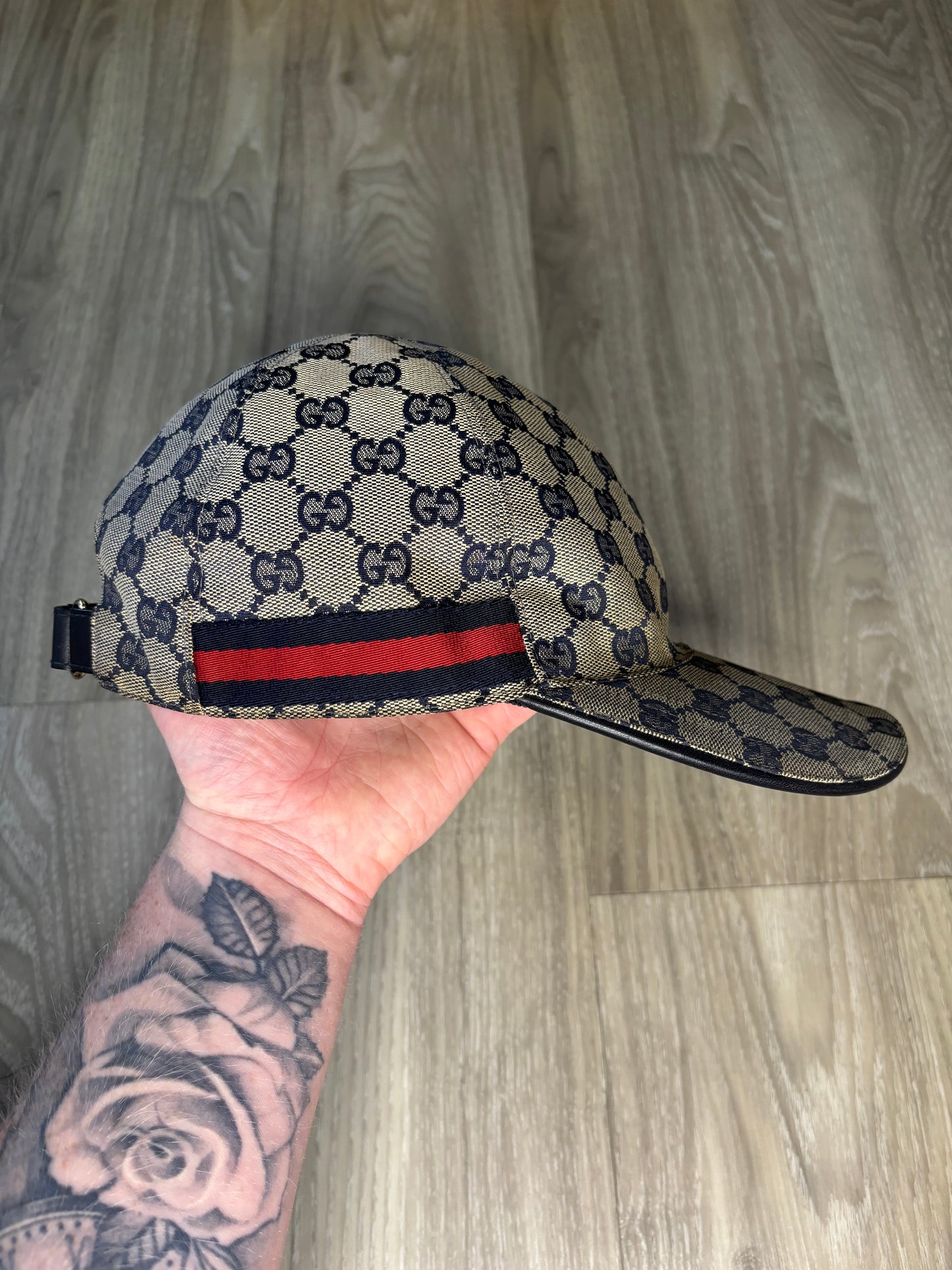 Gucci Cap (Medium)