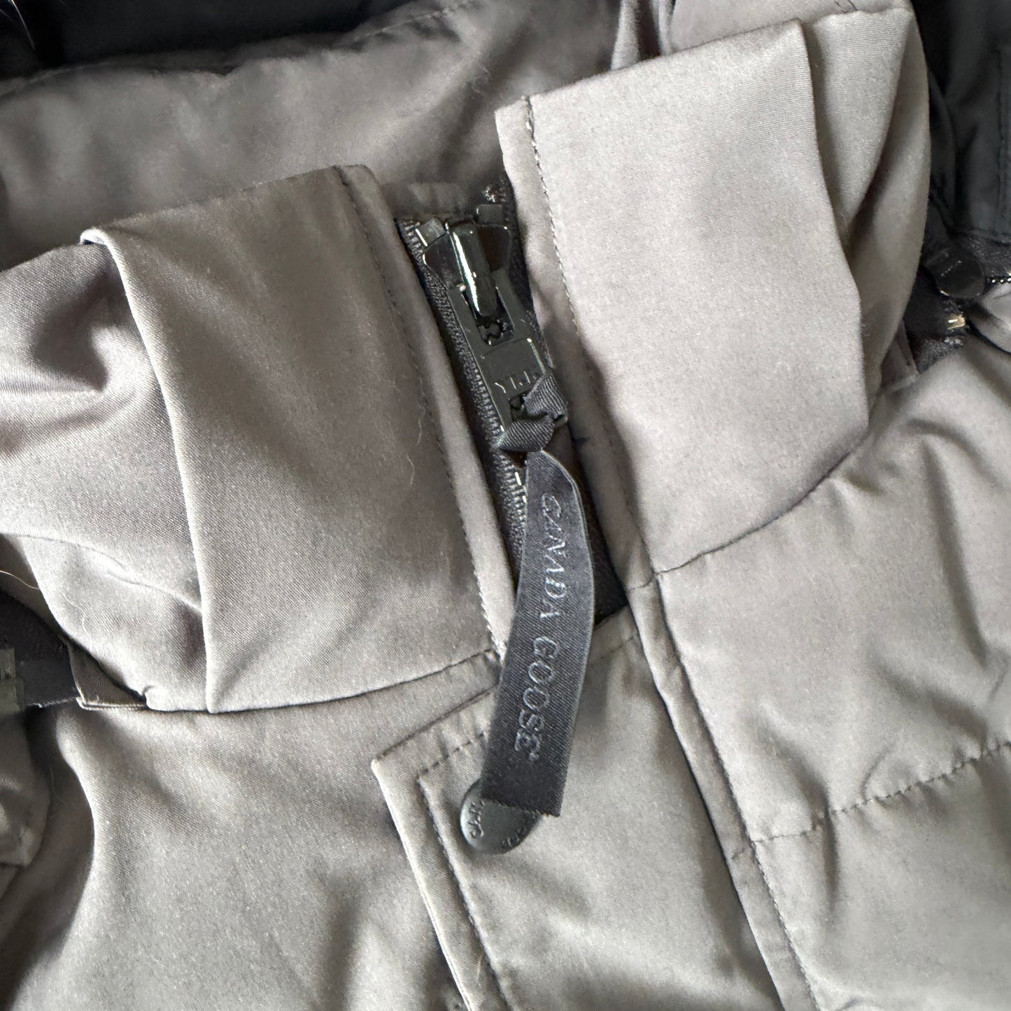 Canada Goose Wyndham Jacket - Medium