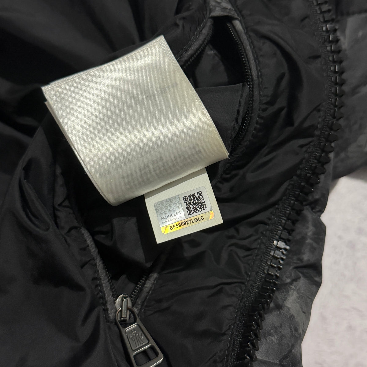Moncler Hymalay Puffer Jacket - Size 5