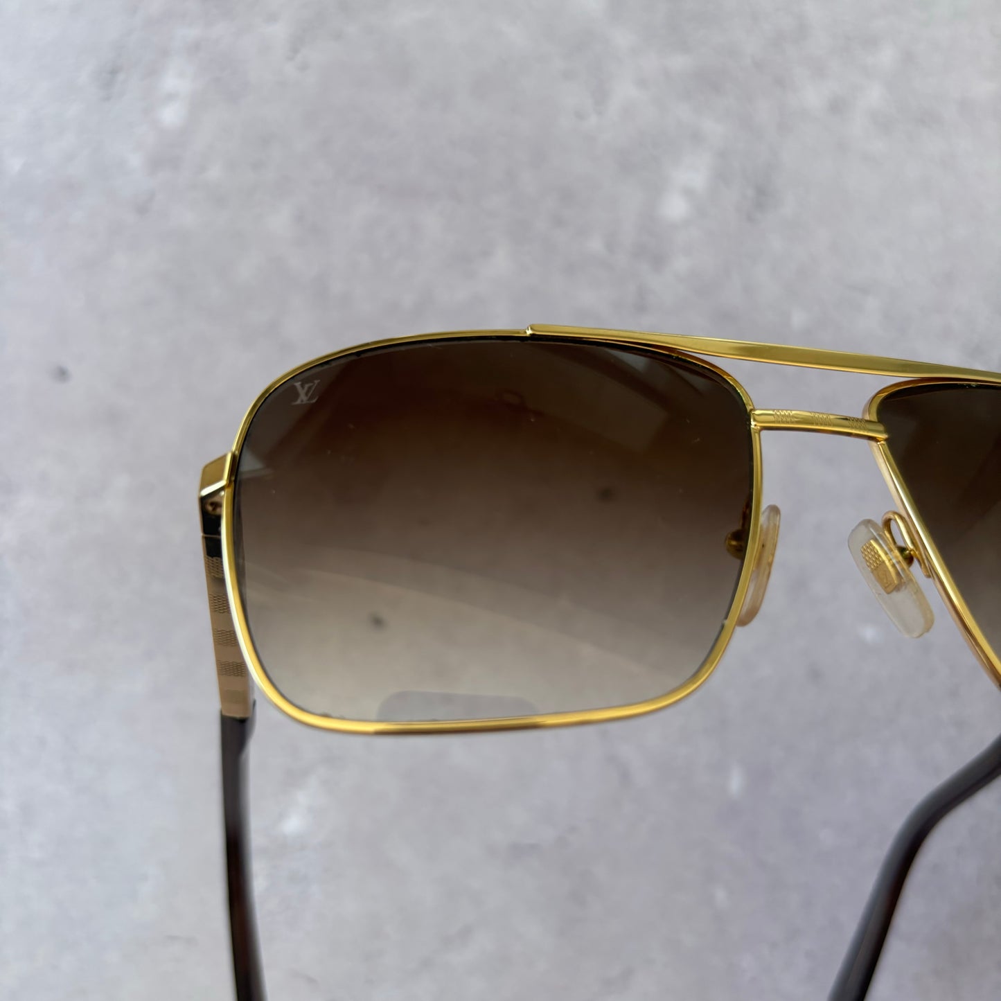 Louis Vuitton Attitude Sunglasses - Gold