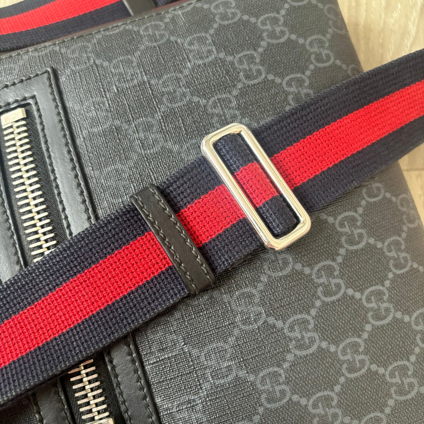 Gucci Messenger Bag