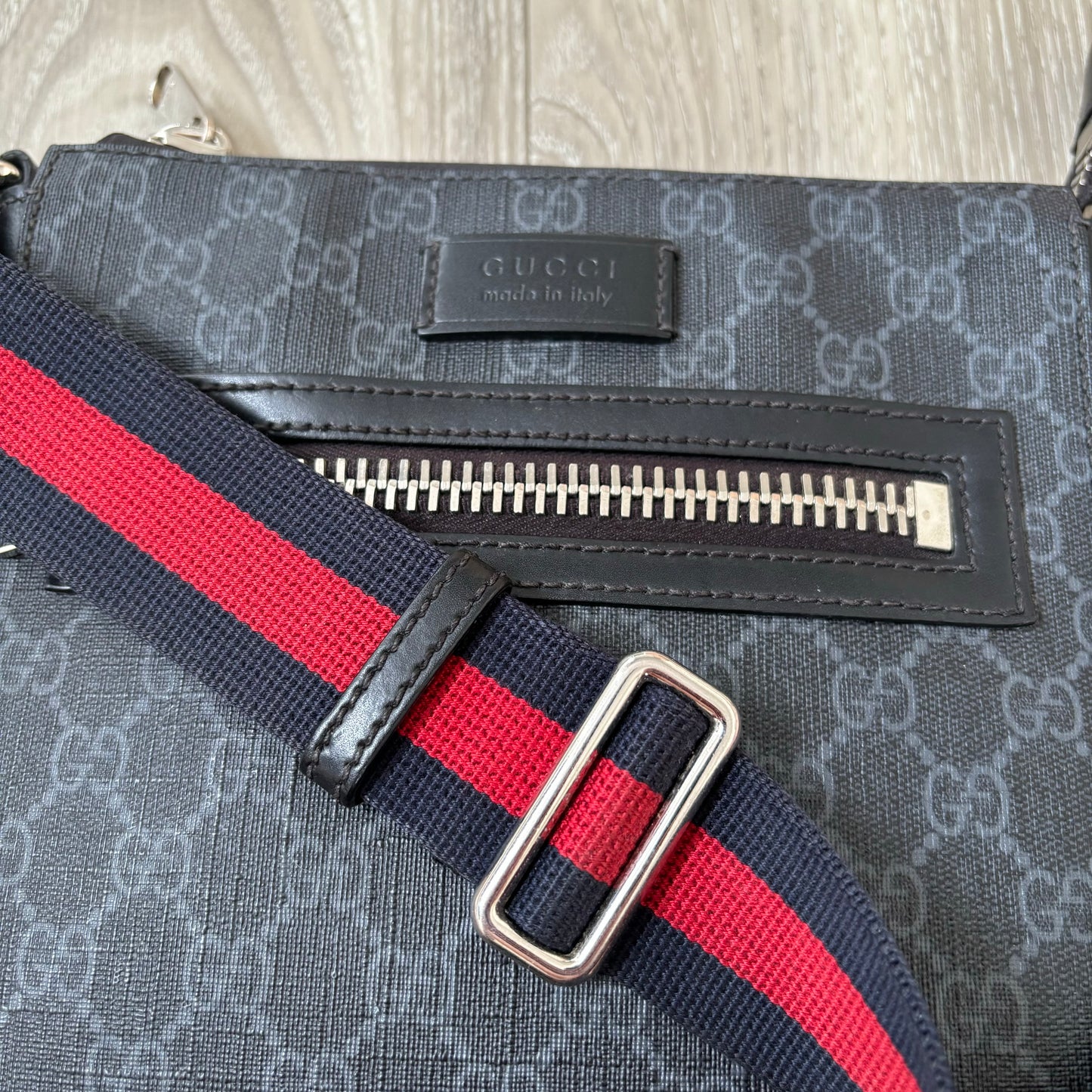 Gucci Messenger Bag