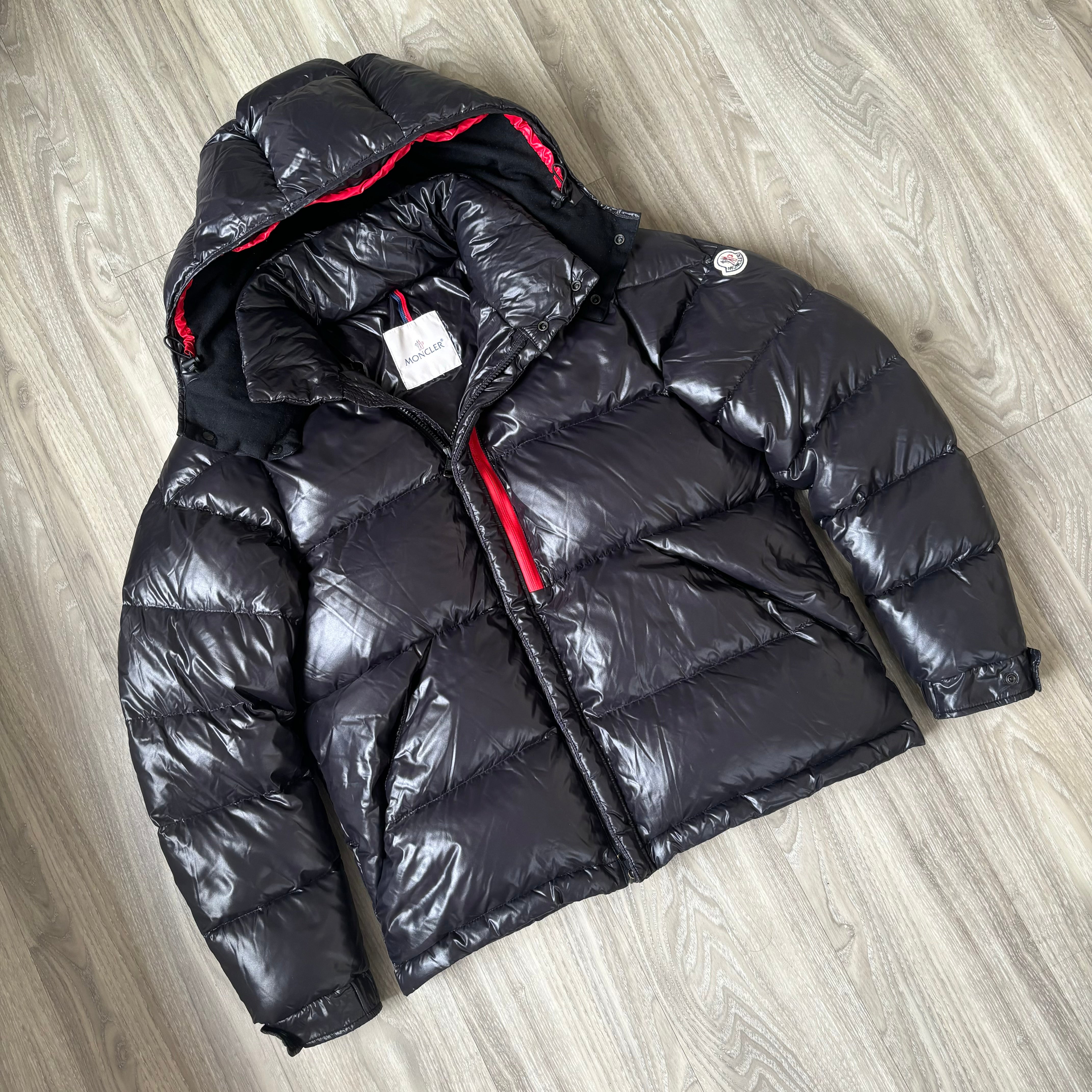 Moncler Marlioz Puffer Jacket – Designer Direct