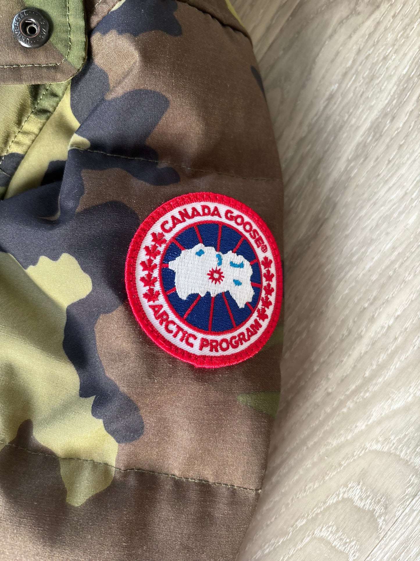 Canada Goose Wyndham Parka Jacket Size M