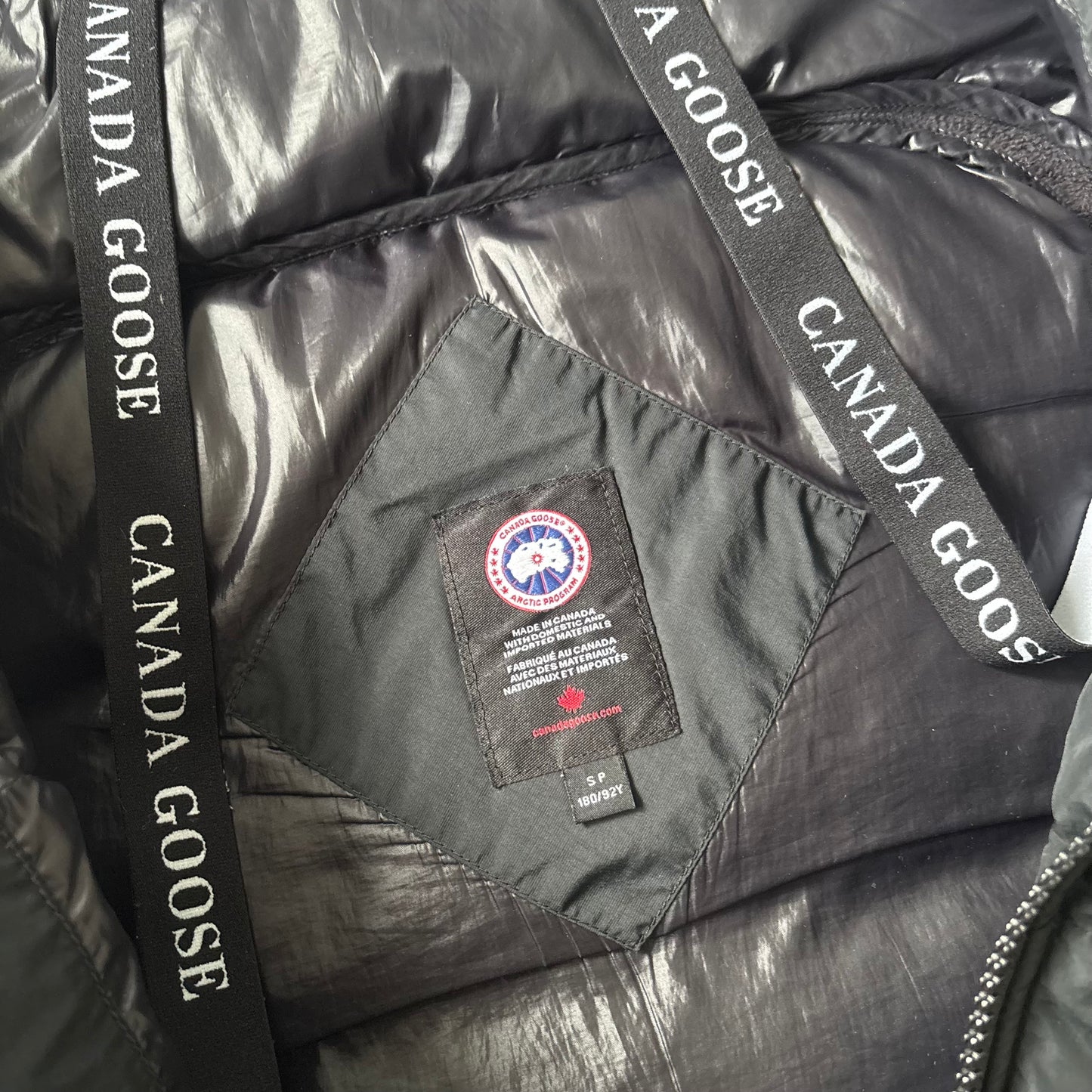 Canada Goose Hybridge Puffer Jacket - Small