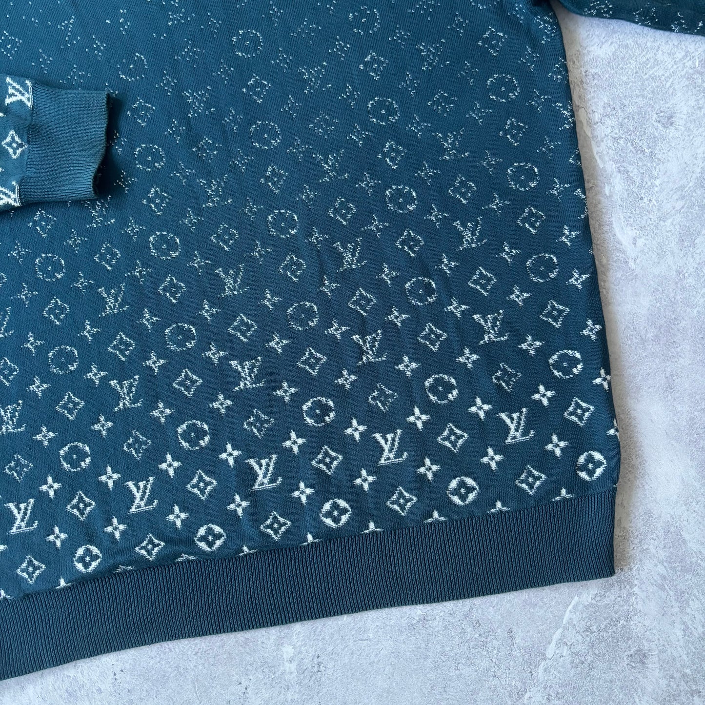 Louis Vuitton Gradient Jumper - Fits XL