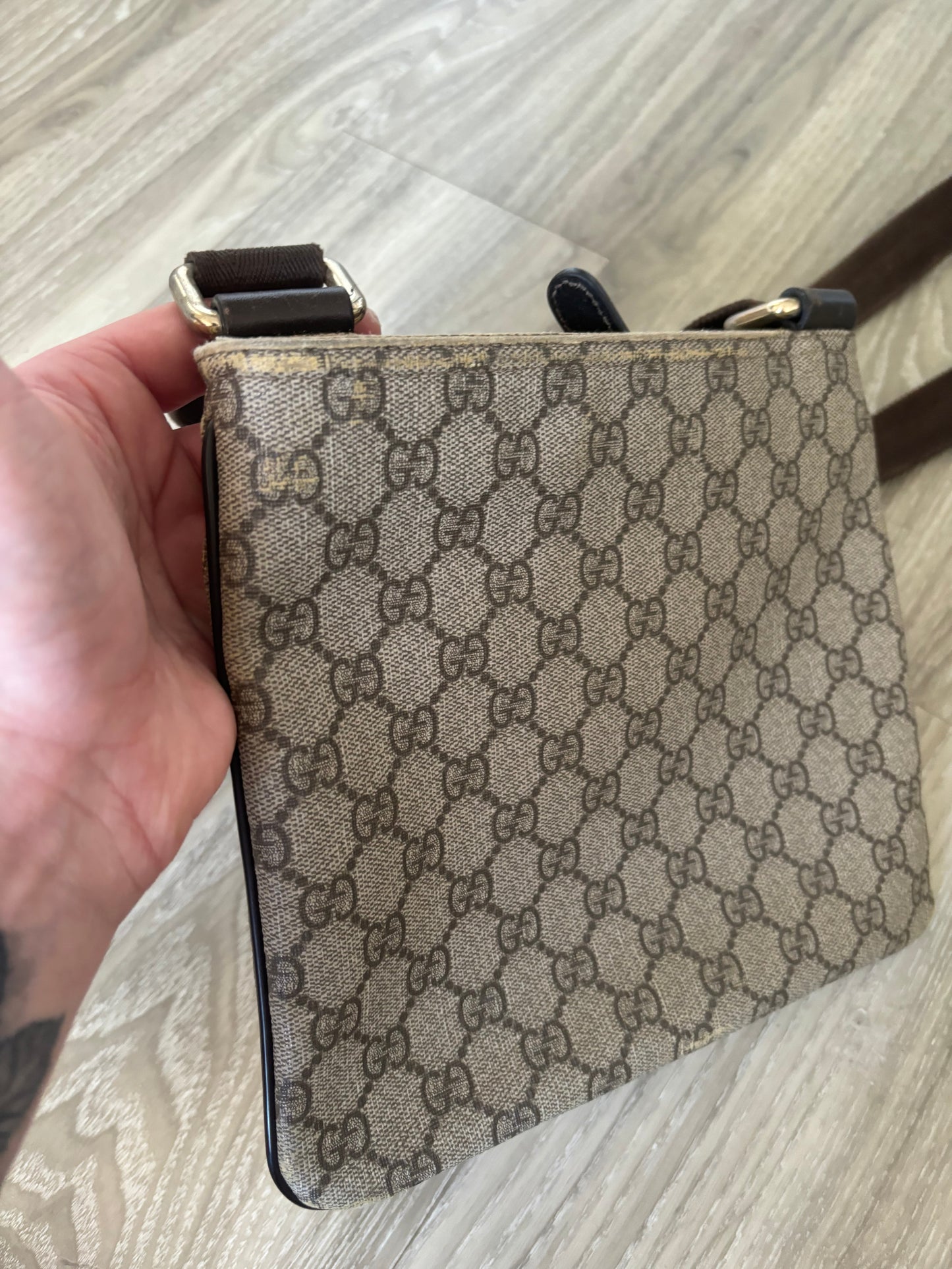 Gucci Messenger Bag (Brown)