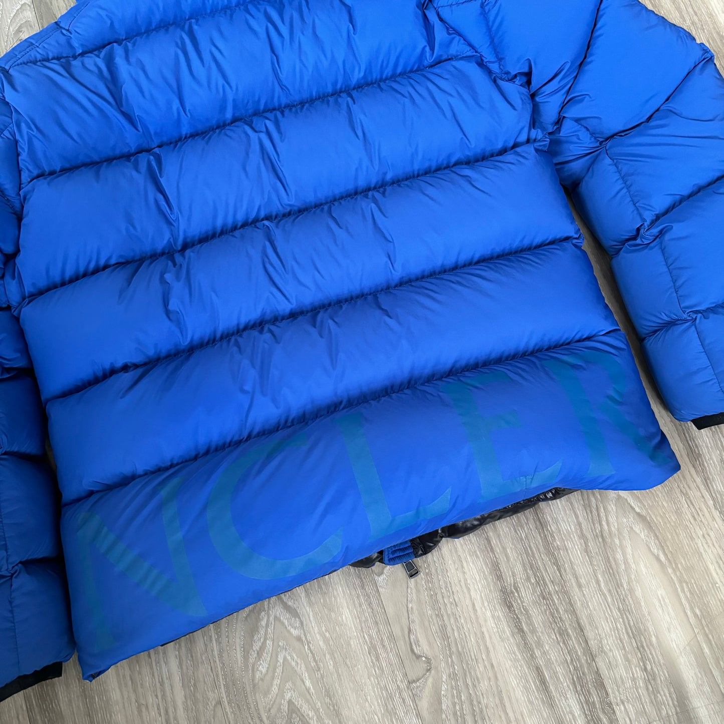 Moncler Wilms Puffer Jacket Size 3