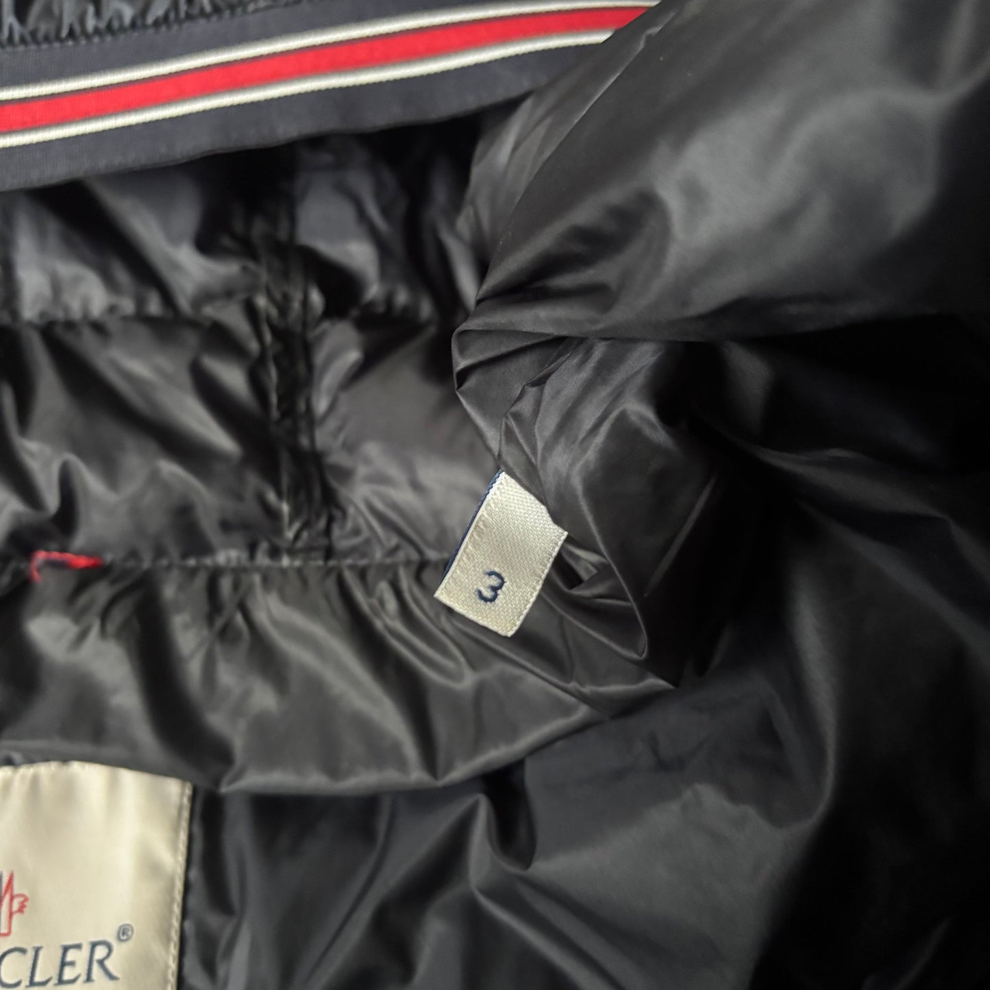 Moncler Elliot Puffer Jacket - Size 3