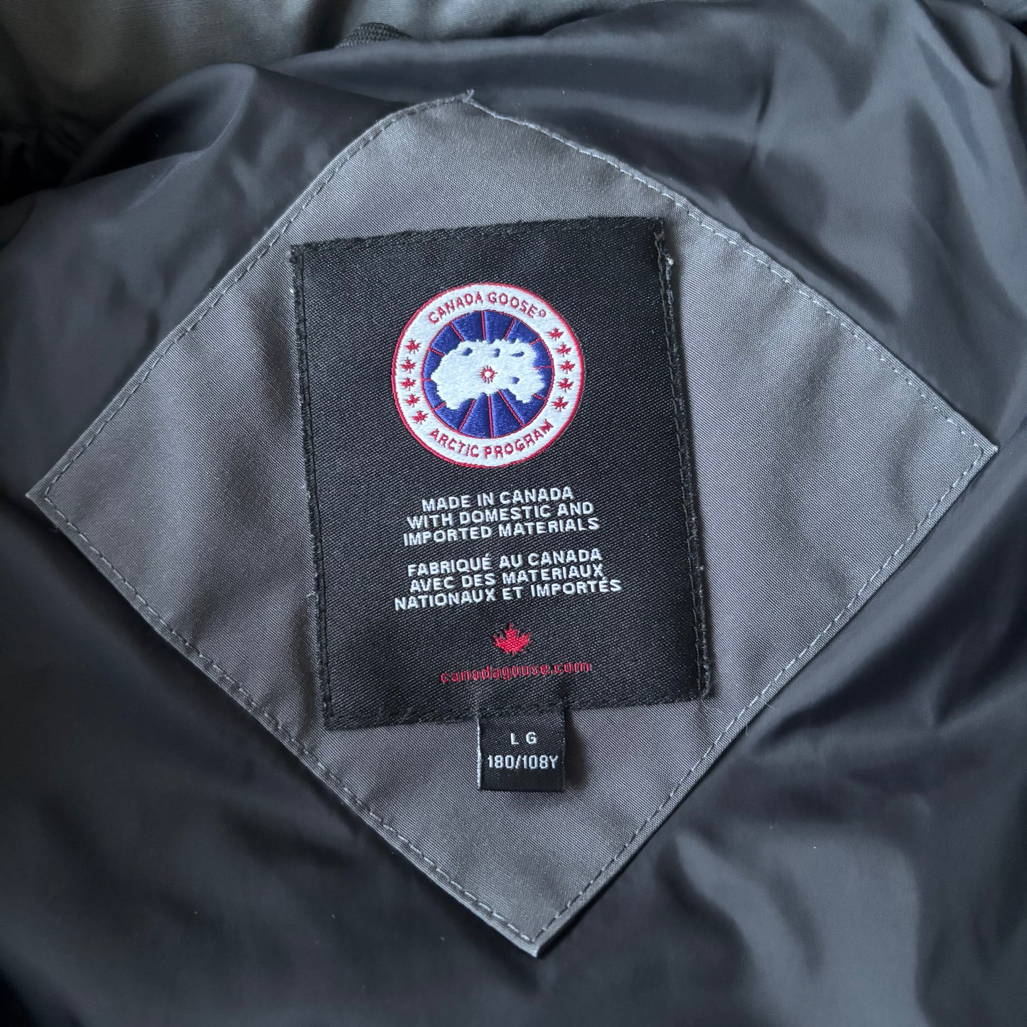 Canada Goose Wyndham Parka - Large