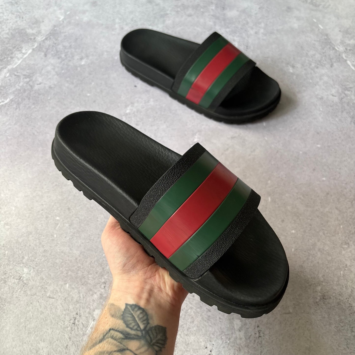 Gucci Sliders - UK 9