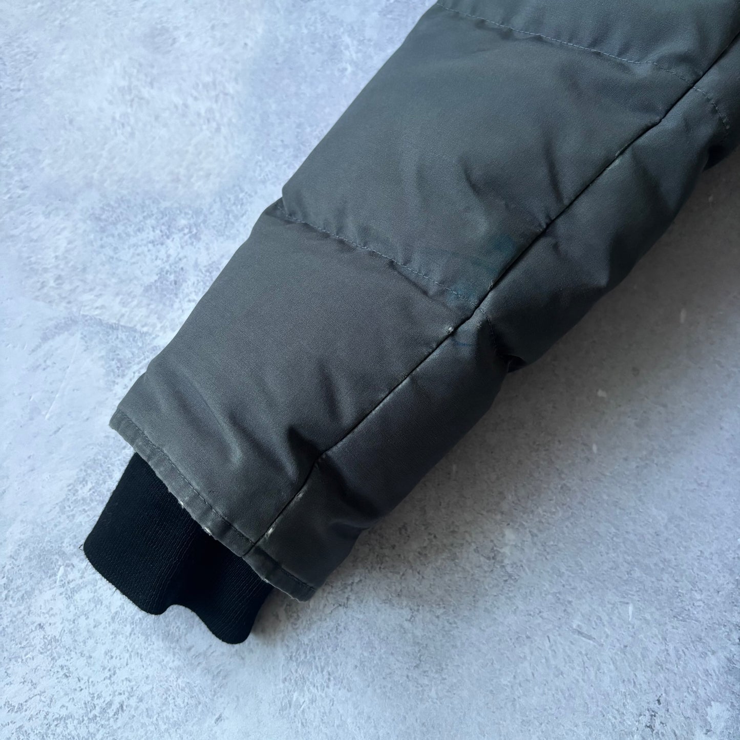 Canada Goose Wyndham Parka - Large