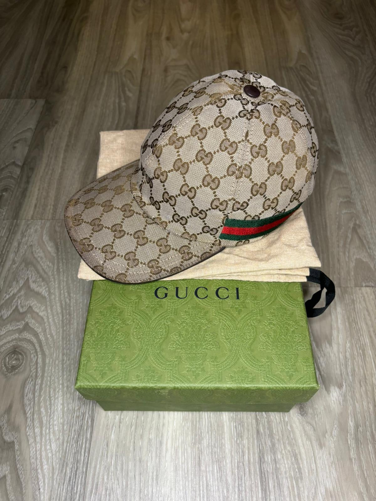 Gucci Cap (Medium)