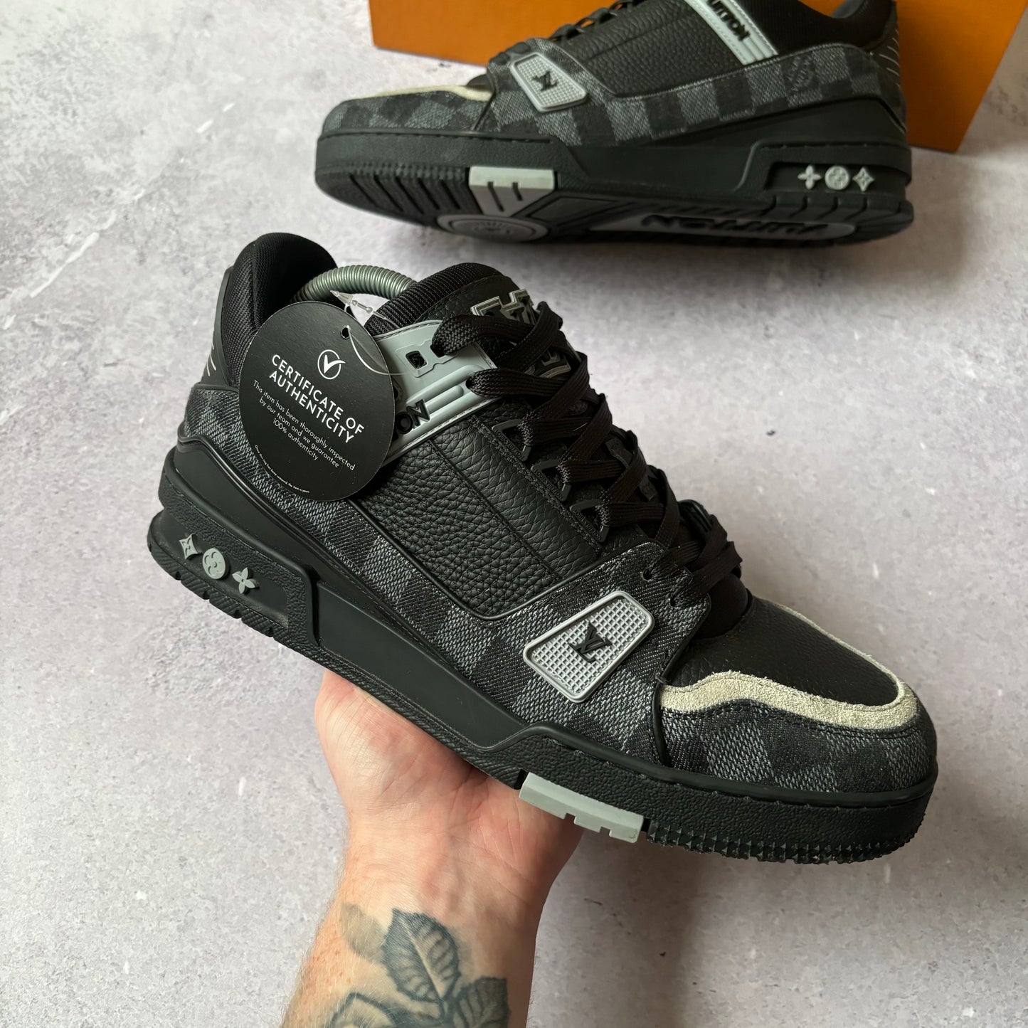 Louis Vuitton Trainers - UK 9