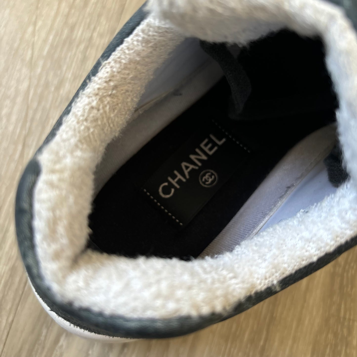 Chanel Runner Trainers UK 7.5