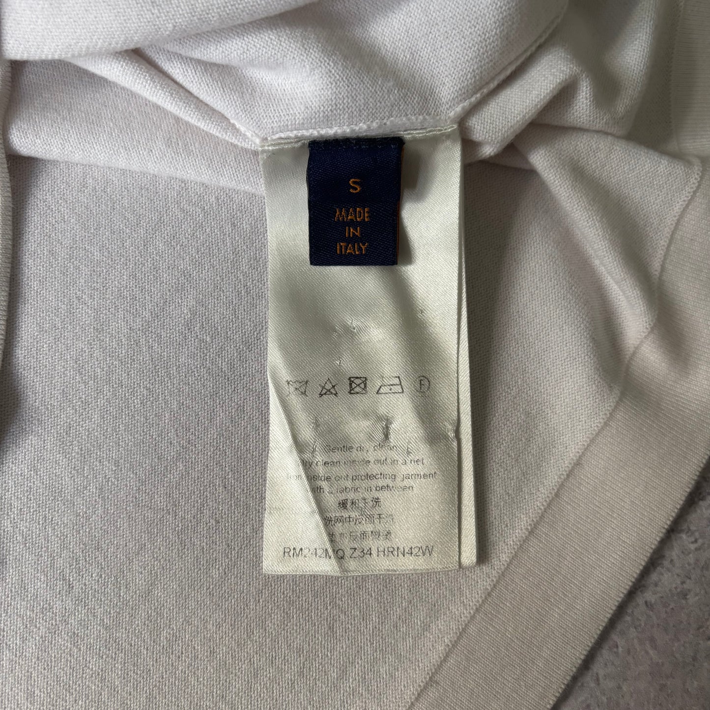 Louis Vuitton T-Shirt - Fits Medium