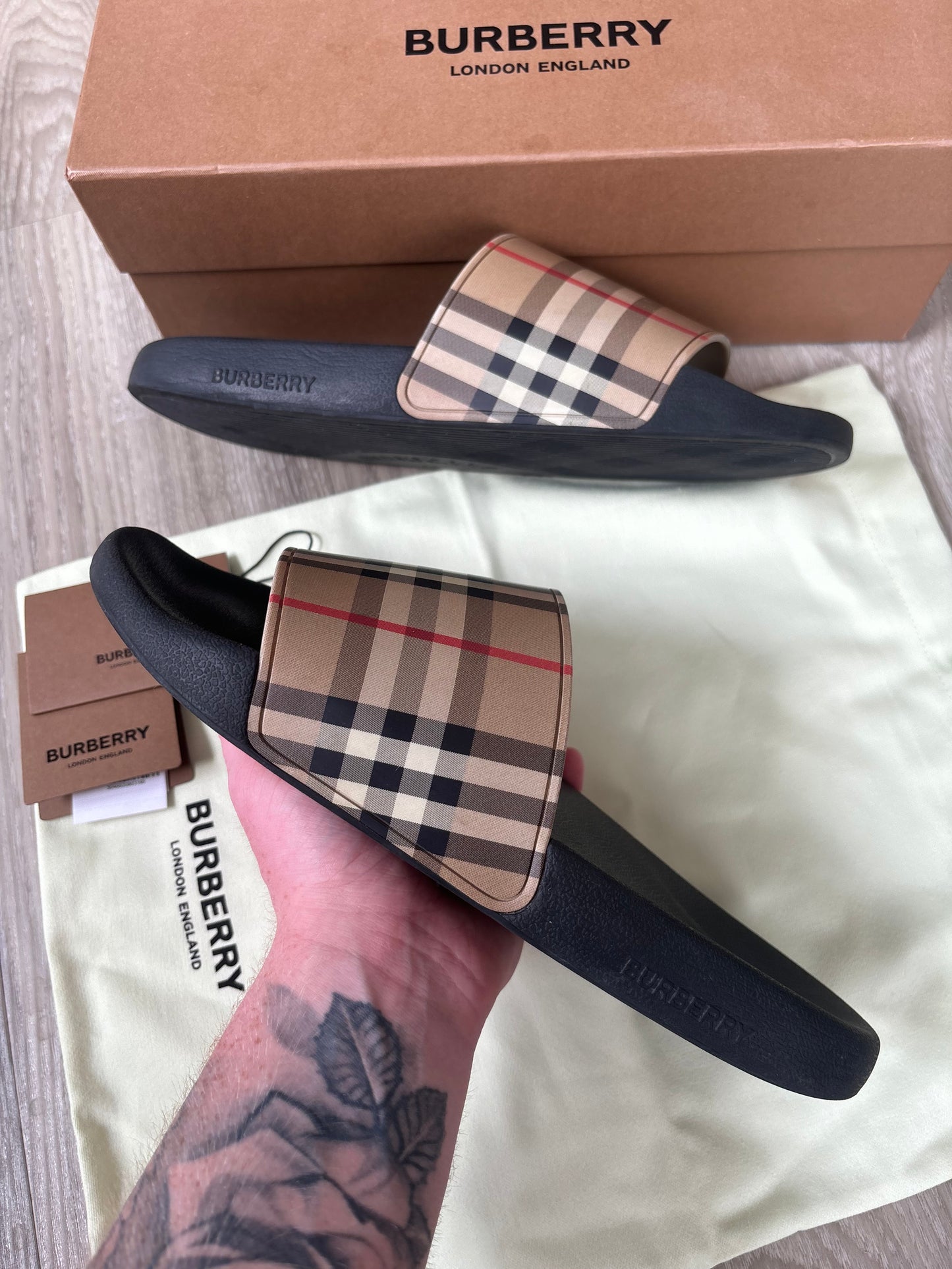 Burberry Sliders UK 9