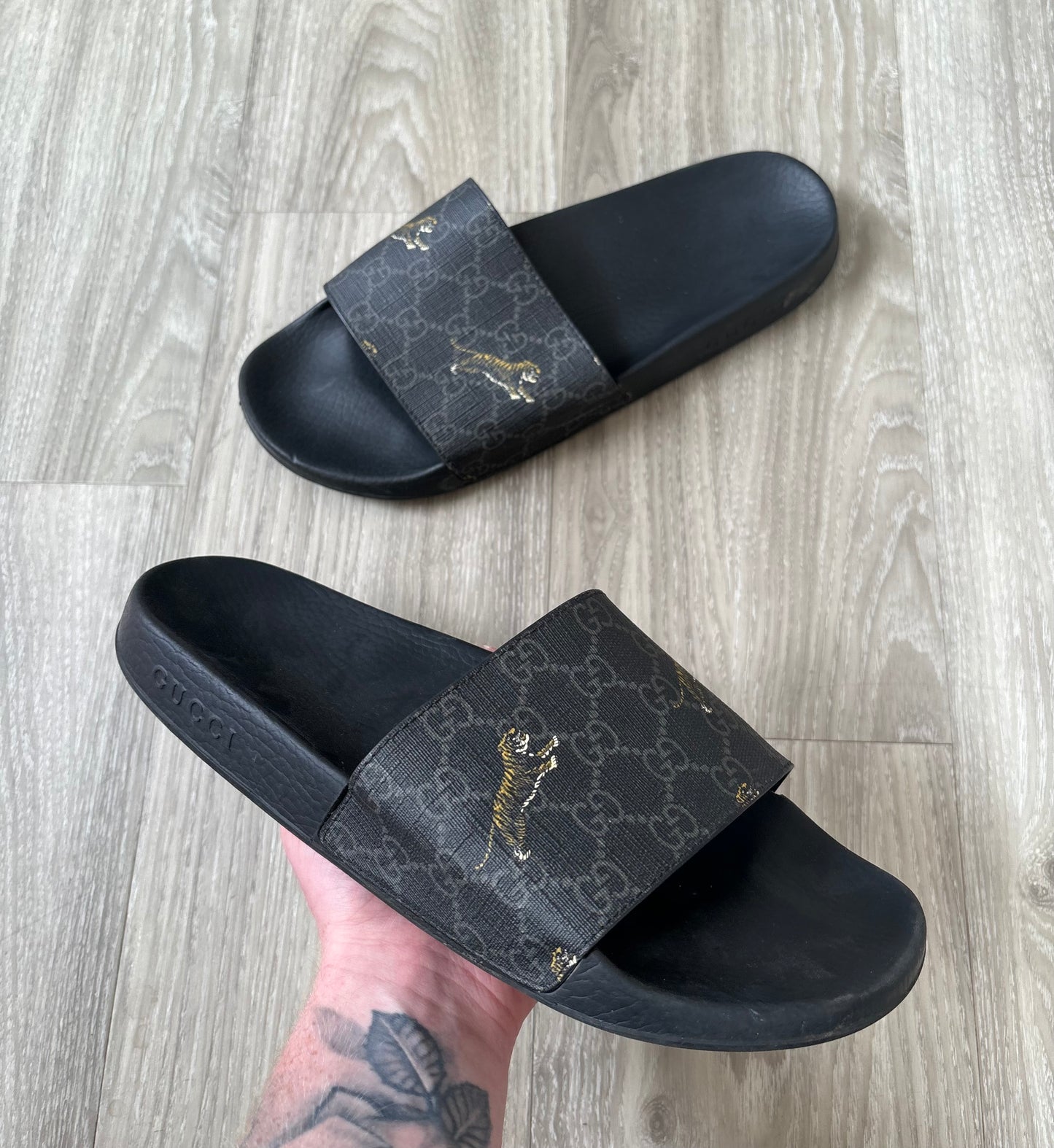 Gucci Sliders UK 10