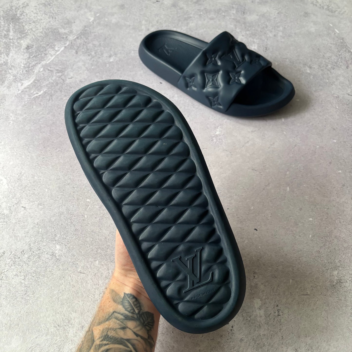 Louis Vuitton Waterfront Mule Sliders - Fits 8