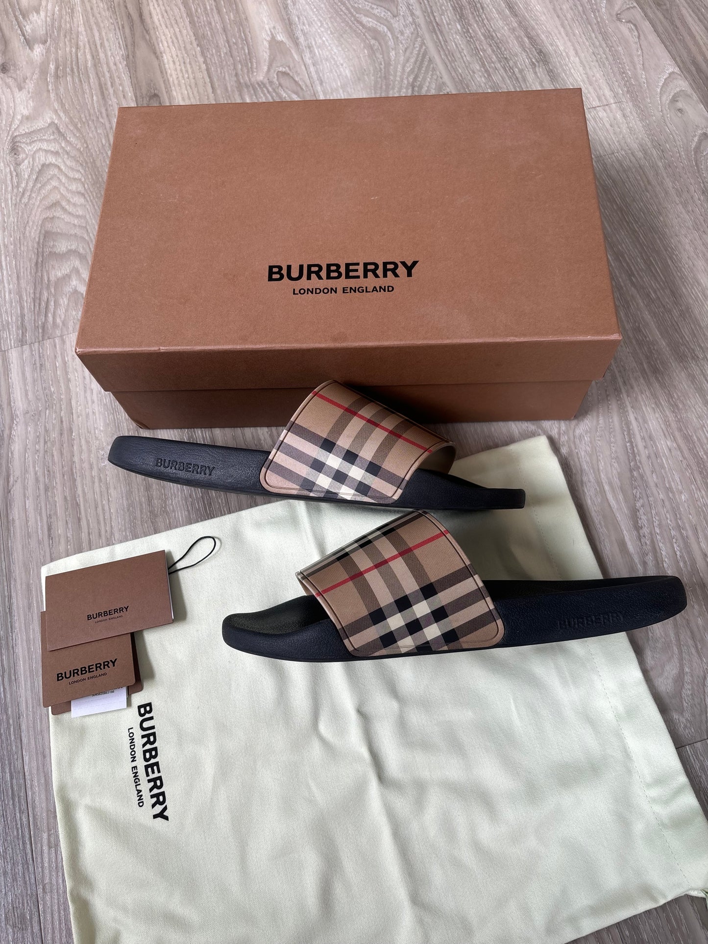 Burberry Sliders UK 9