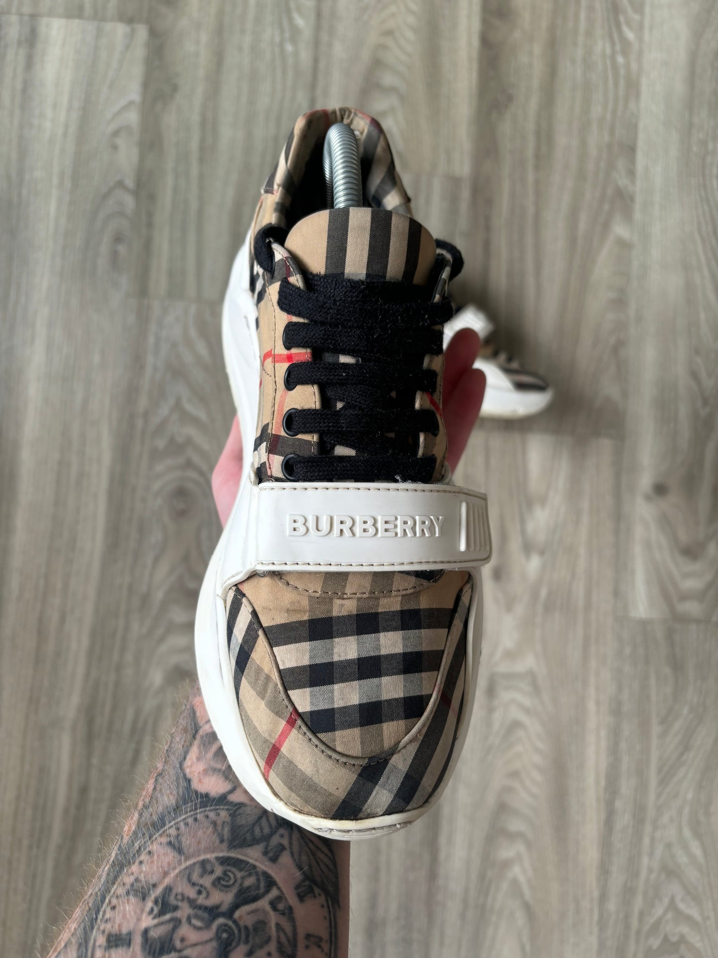 Burberry Trainers UK 7