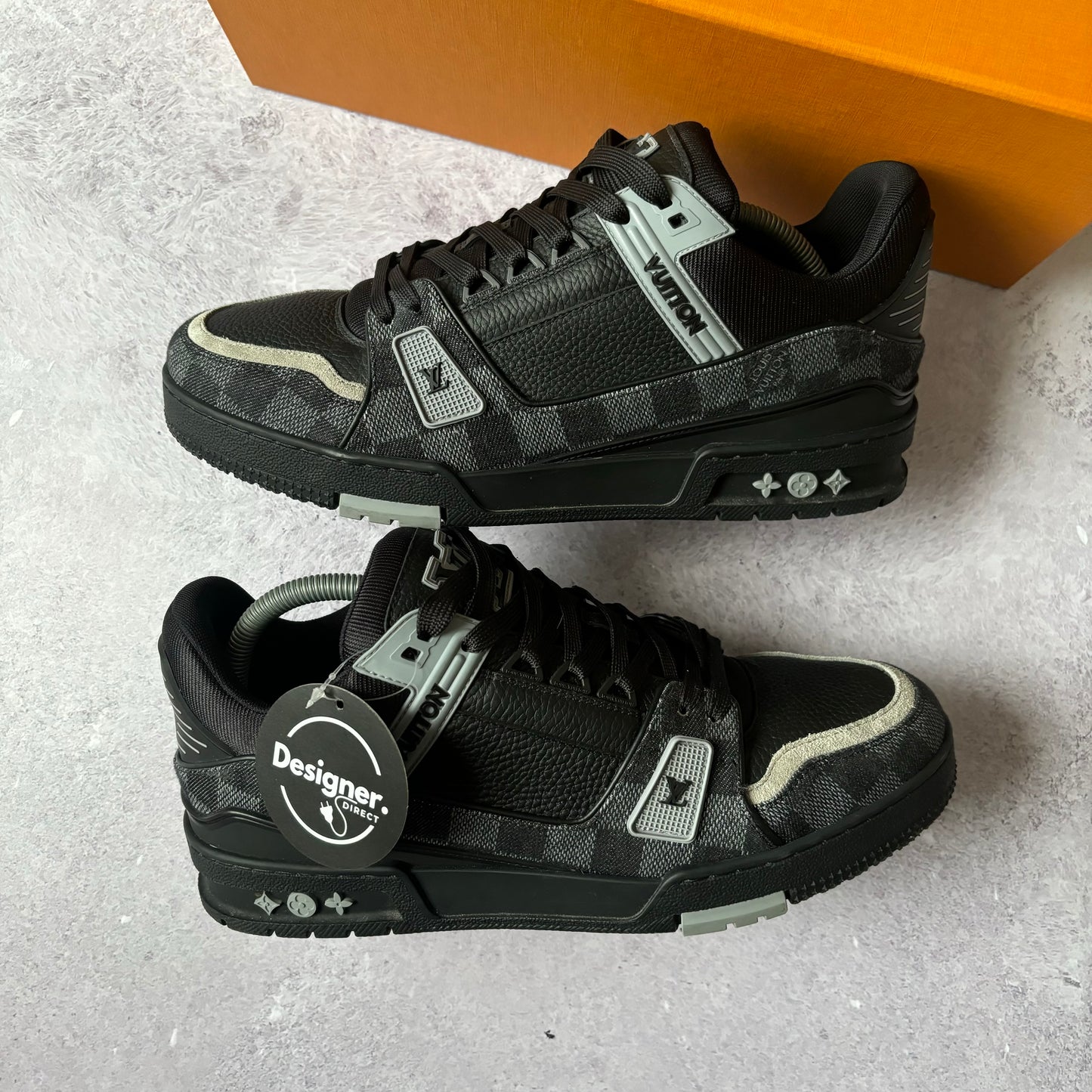 Louis Vuitton Trainers - UK 9