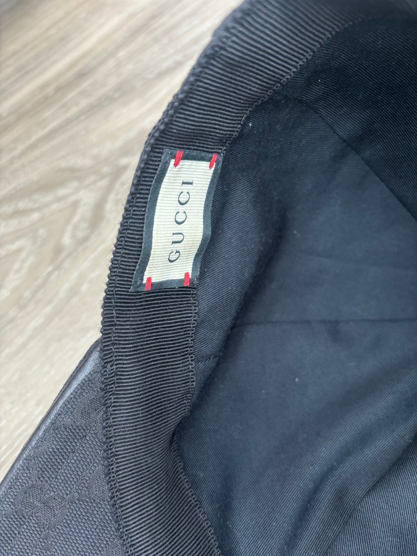 Gucci Cap (Medium)