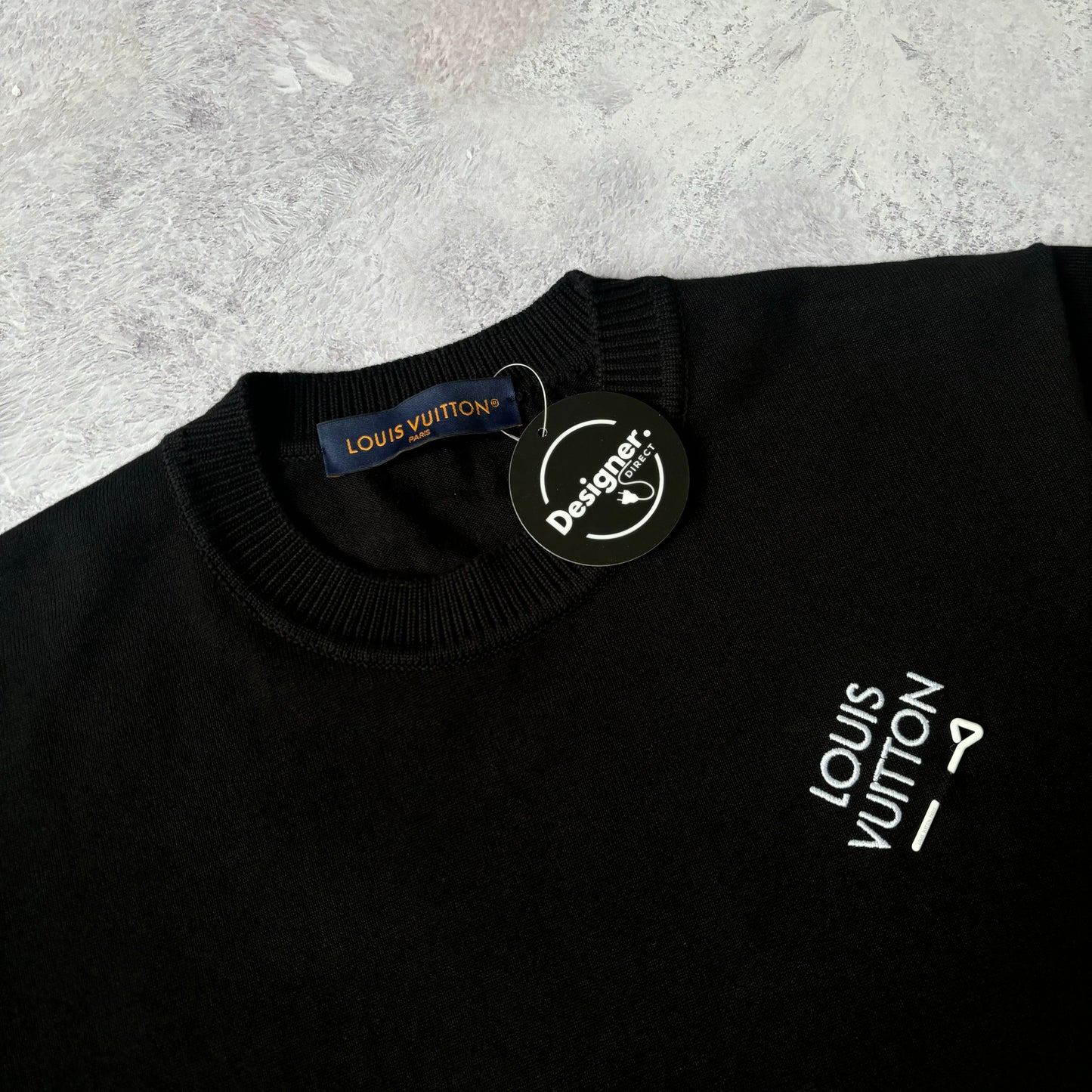 Louis Vuitton T-Shirt - Small