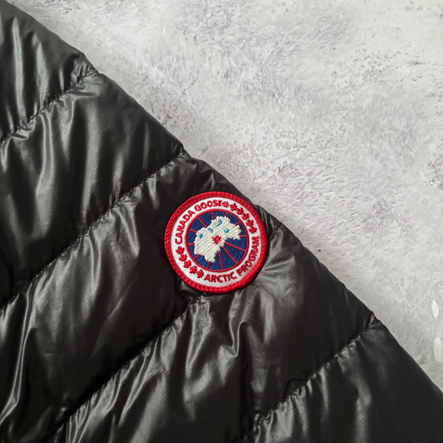 Canada Goose Hybridge Jacket - Medium