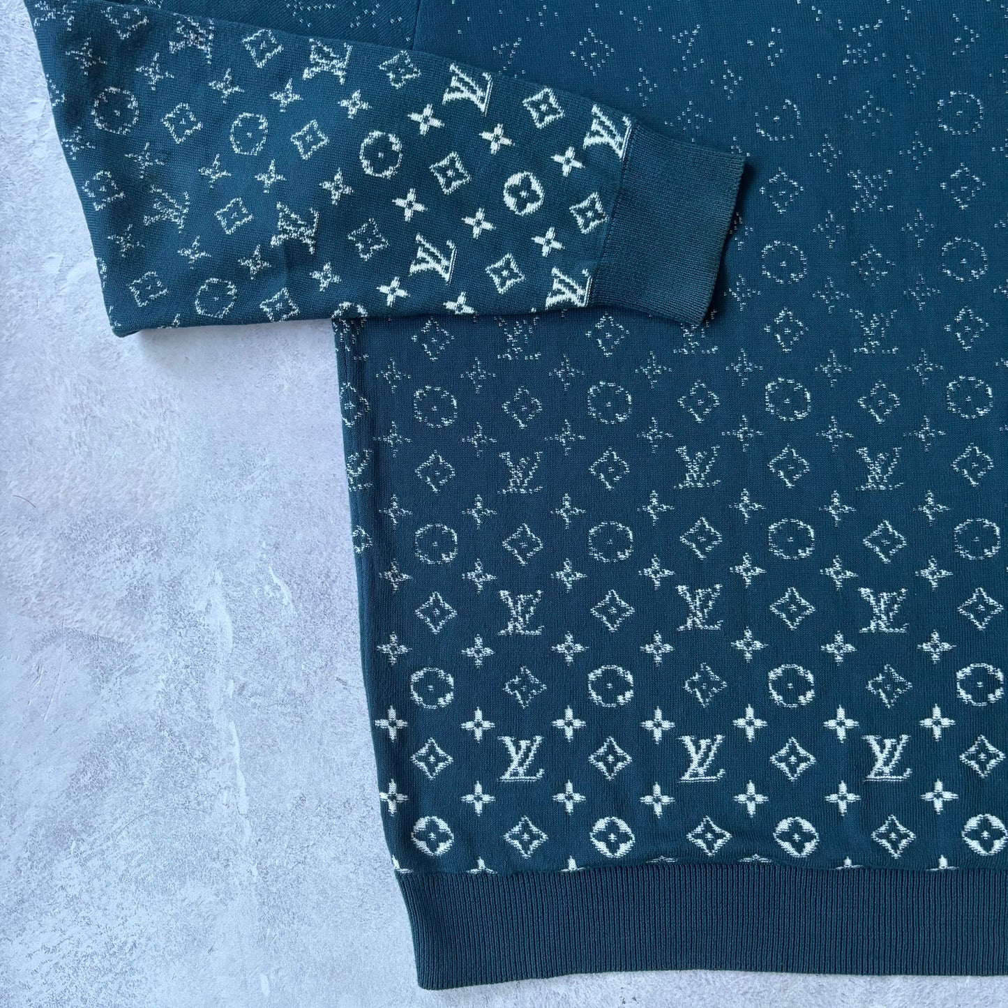 Louis Vuitton Gradient Jumper - Fits XL