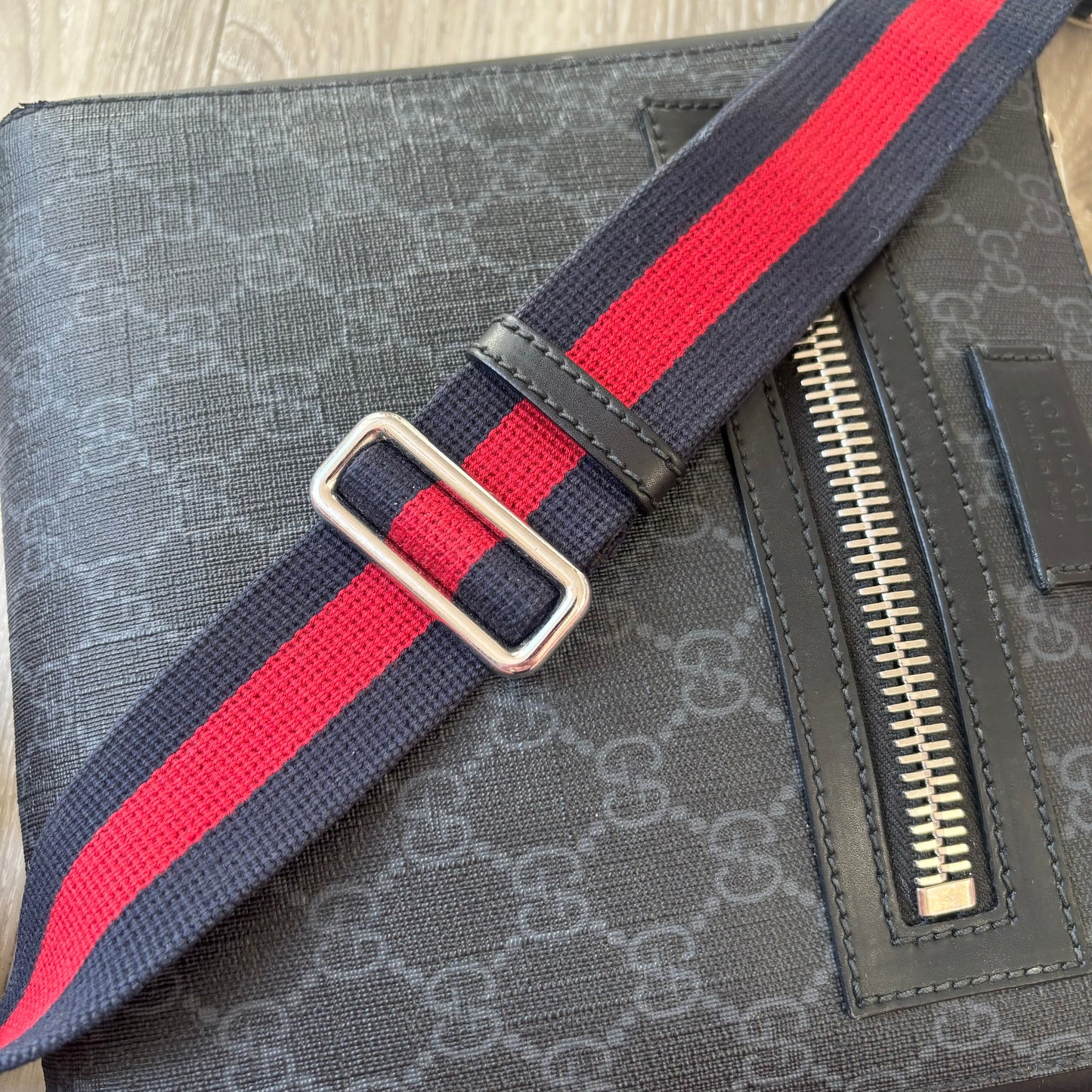 Gucci Messenger Bag