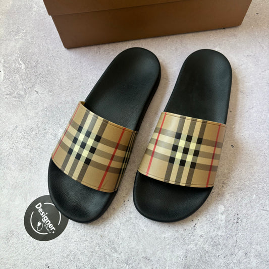 Burberry Sliders - UK 10