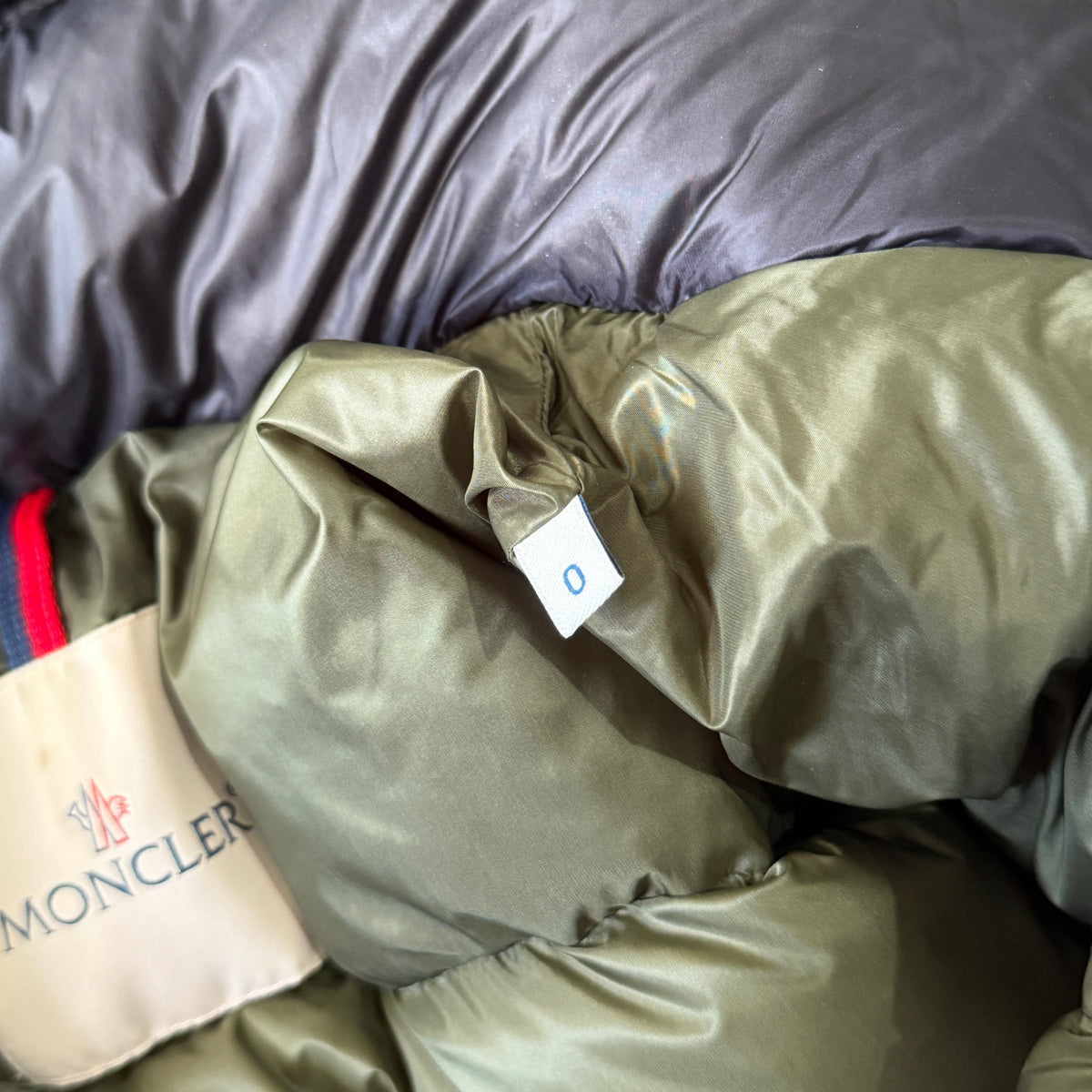 Moncler Bramant Puffer Jacket - Size 0