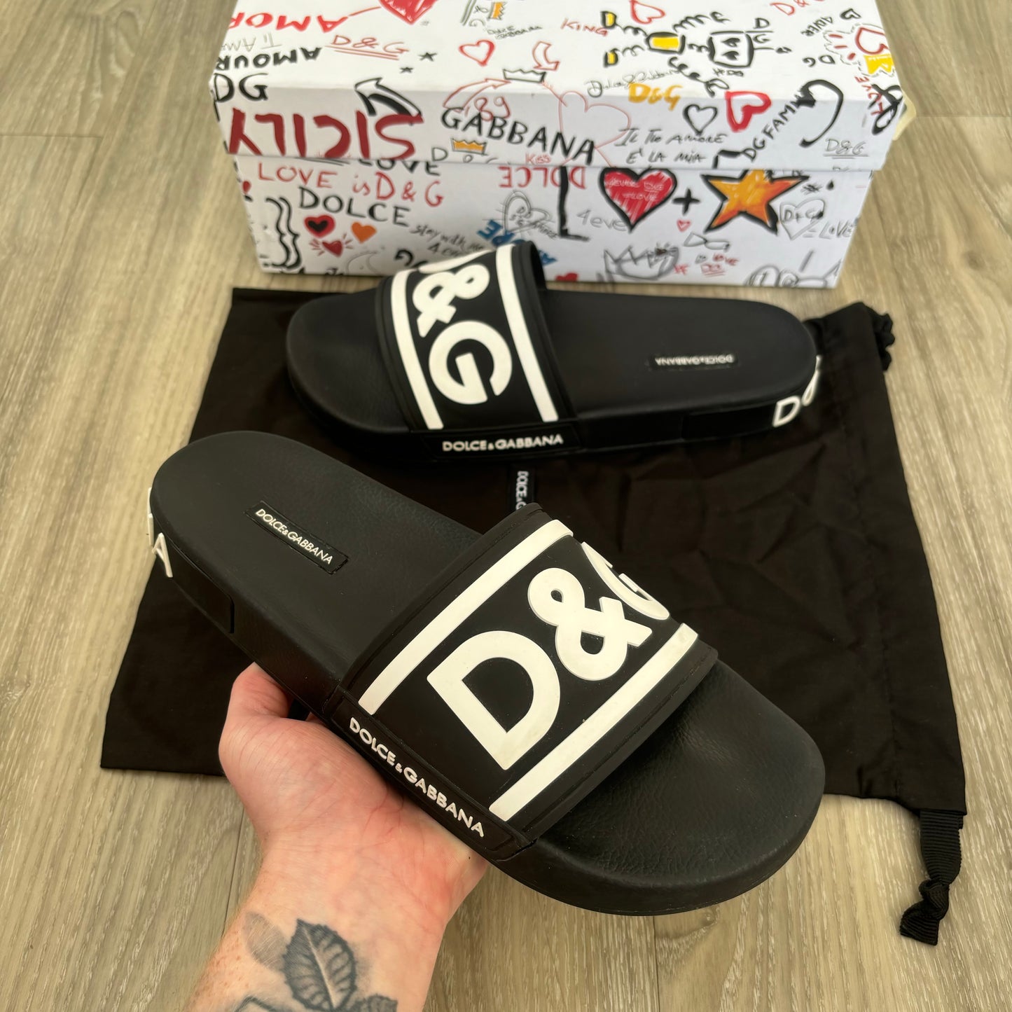 Dolce & Gabbana Sliders UK 9