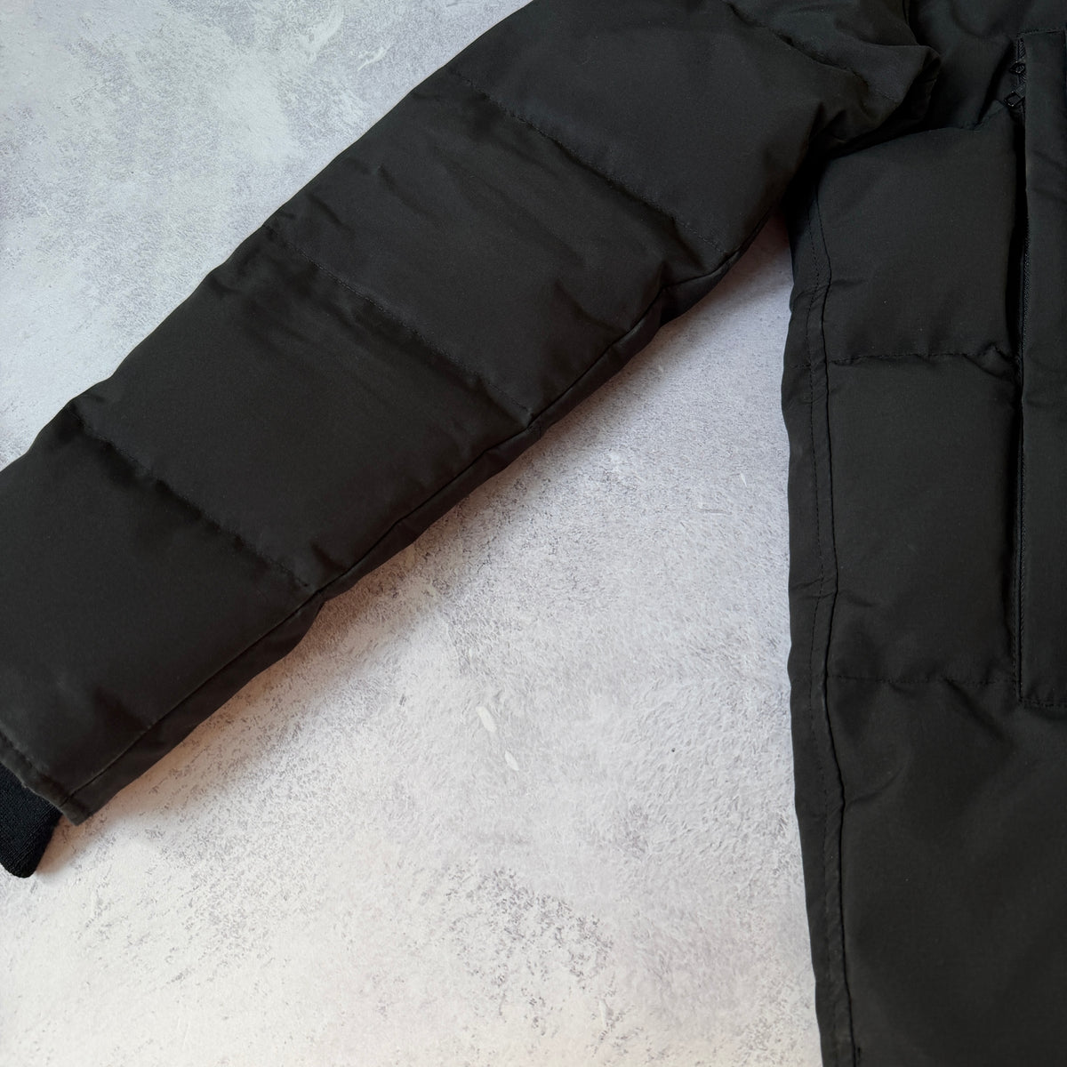 Canada Goose Wyndham Parka Jacket - Large