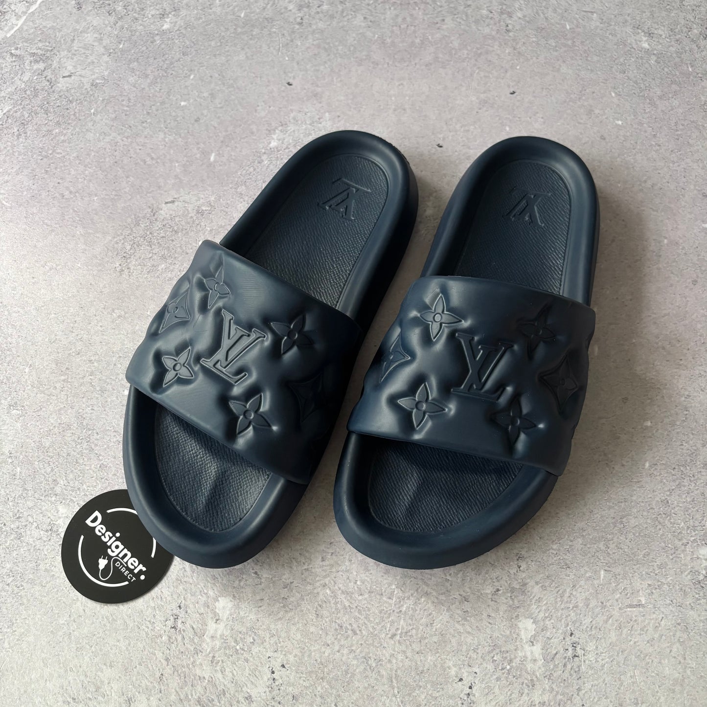 Louis Vuitton Waterfront Mule Sliders - Fits 8