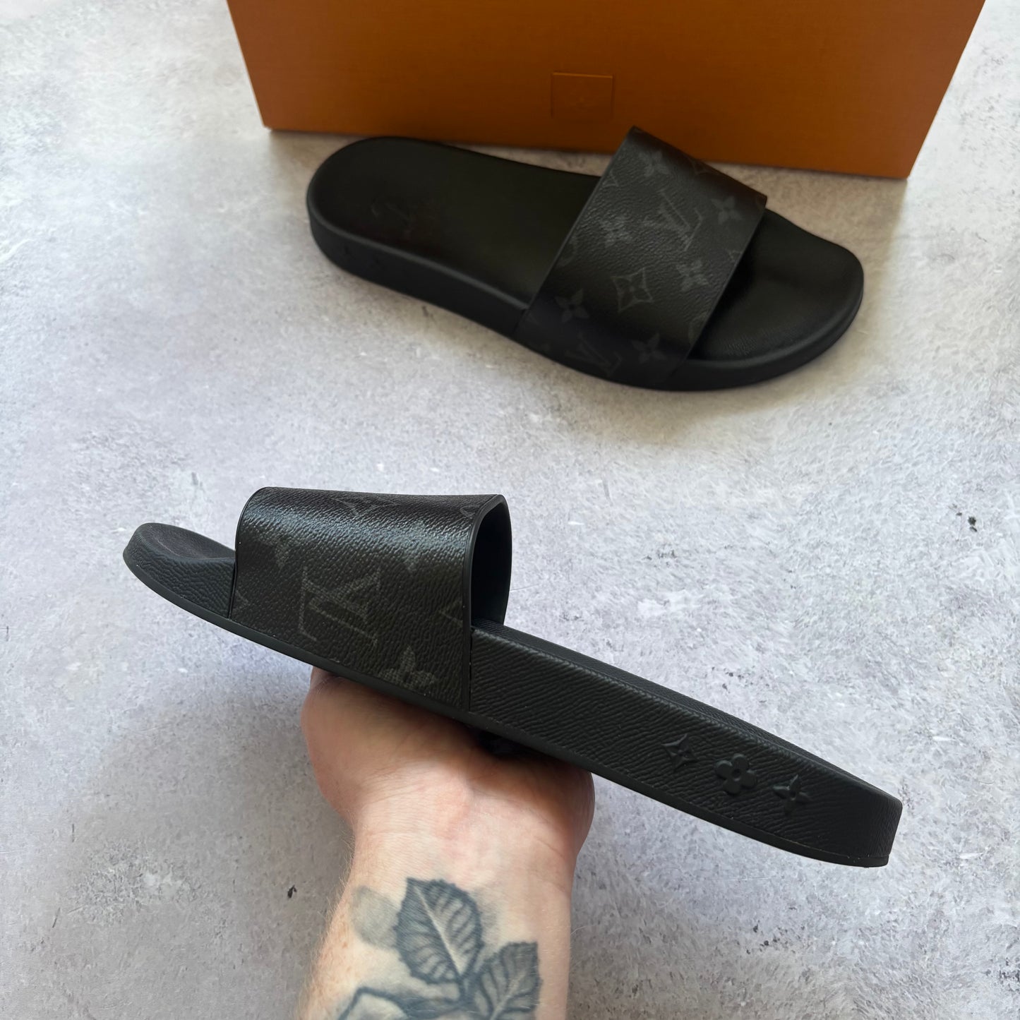 Louis Vuitton Waterfront Mule Sliders - UK 8.5