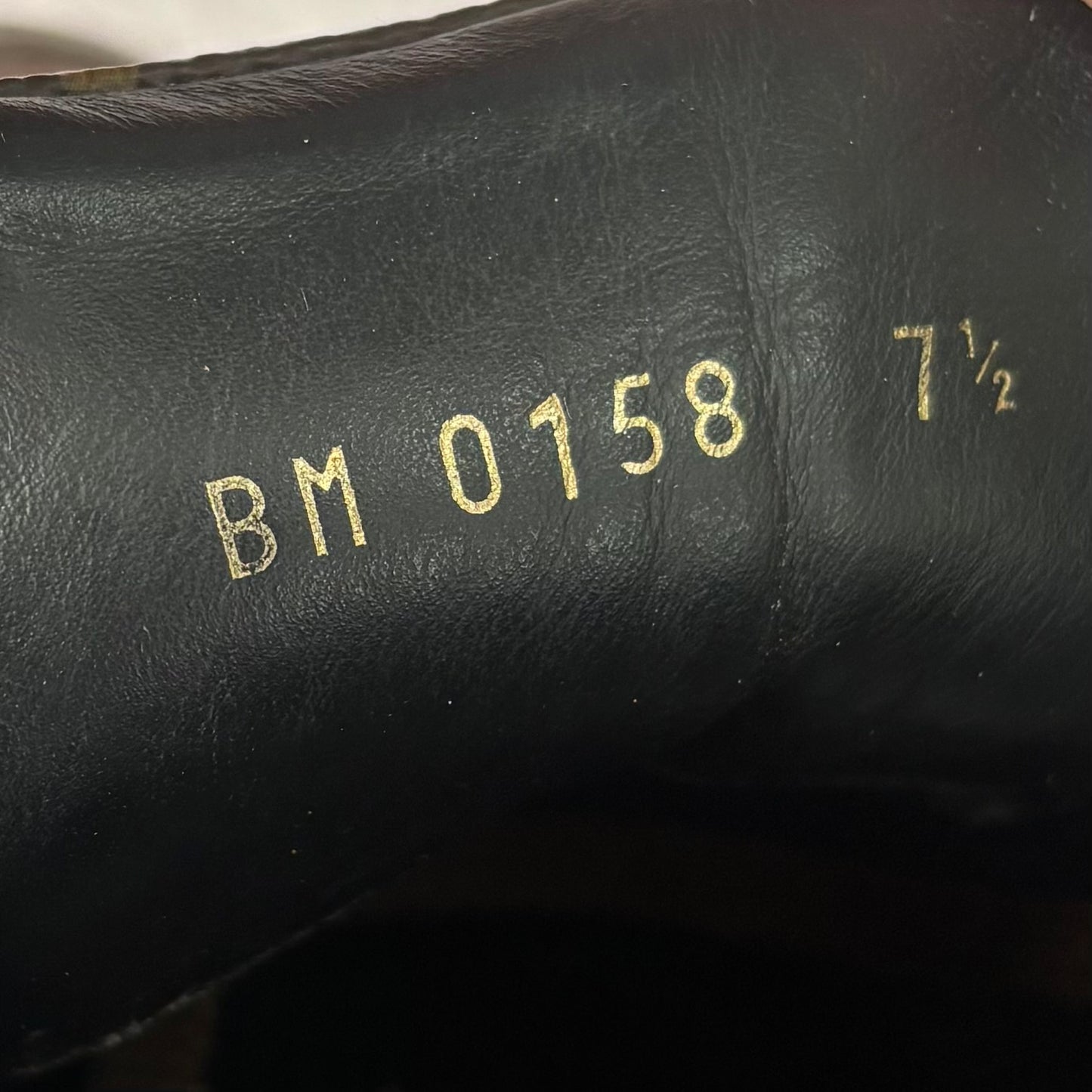 Louis Vuitton Runaway Trainers - Fits UK 8