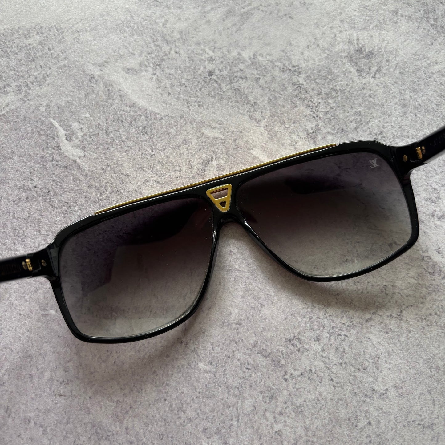 Louis Vuitton Evidence Sunglasses