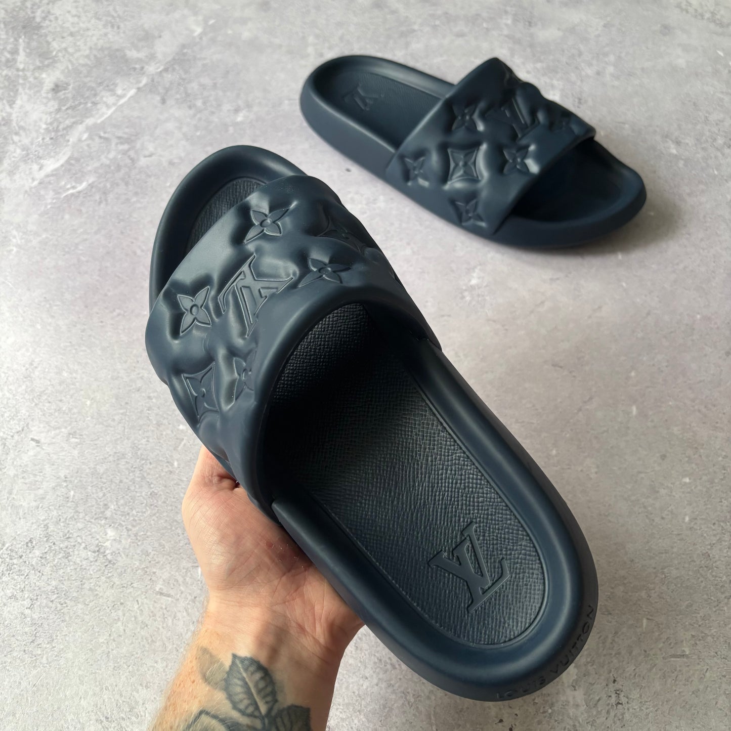 Louis Vuitton Waterfront Mule Sliders - Fits 8
