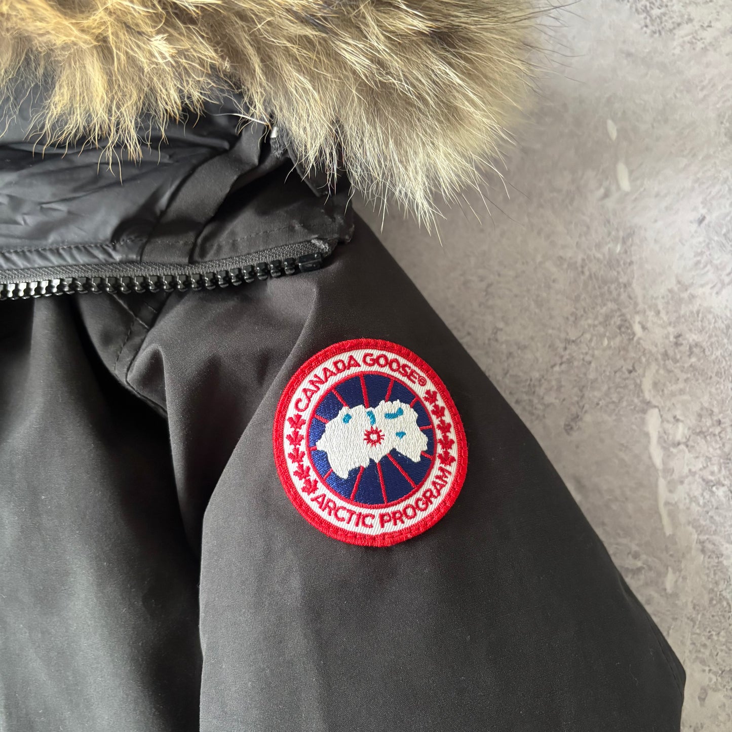 Canada Goose Chateau Parka - Medium